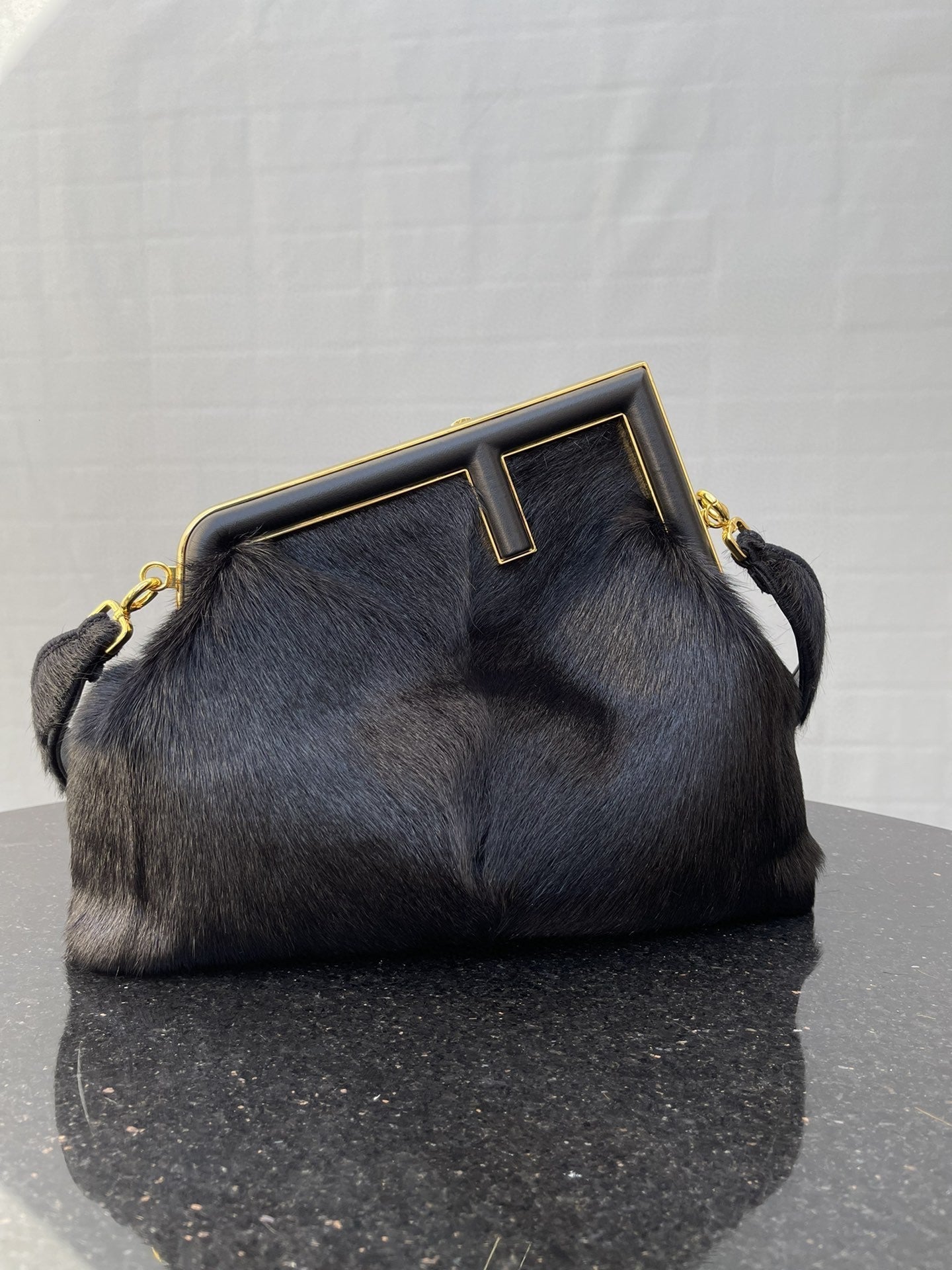 Fi First Metop Qualityum Fox Fur Bag Black Travel Bag