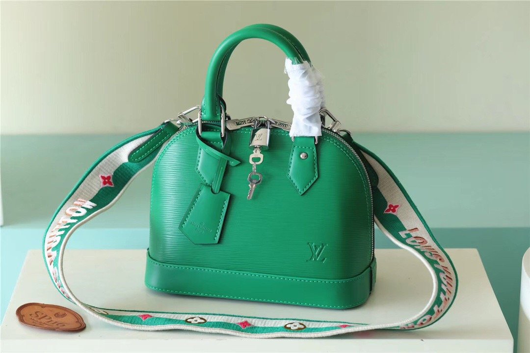 Top Quality Alma Bb Epi For Women Green Crossbody Bag
