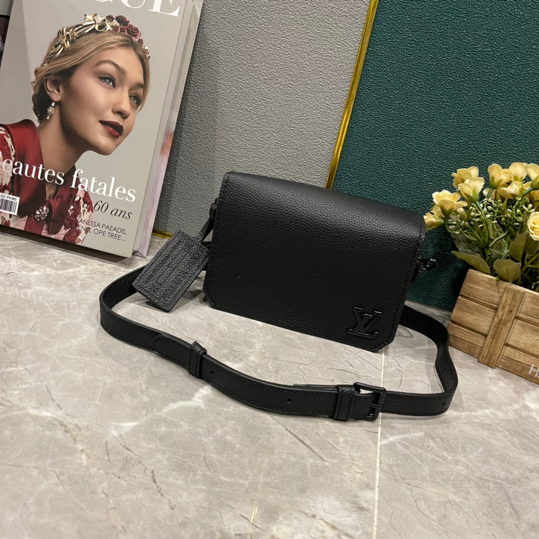 EN - Luxury LUV 867 Travel Bag