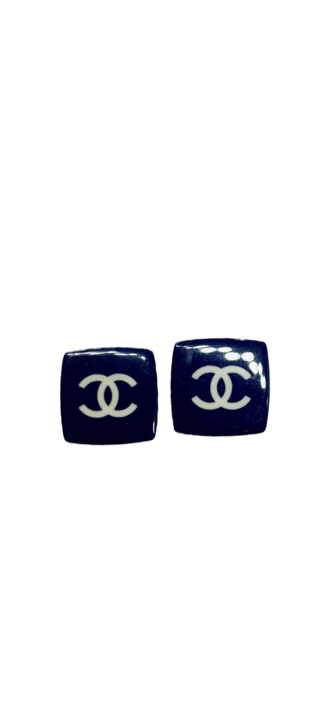 Chanel CC Earrings Navy Enamel Pearl Trim (Pierced) SKC1804