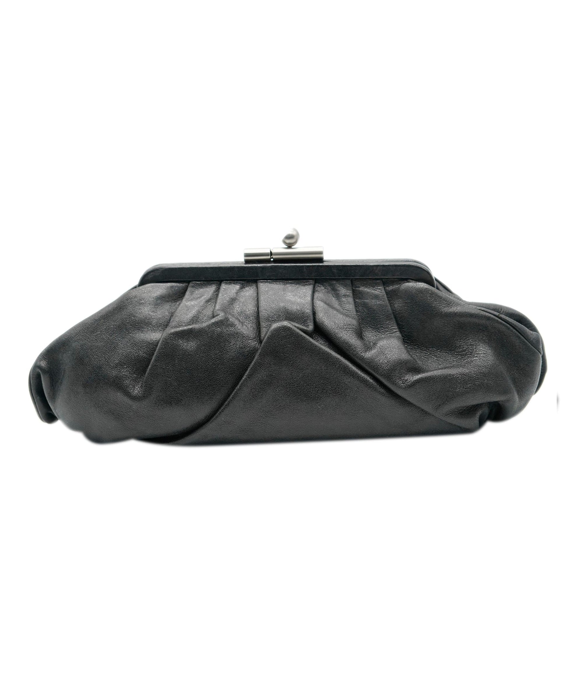 Chanel black clutch kisslock ALC0579