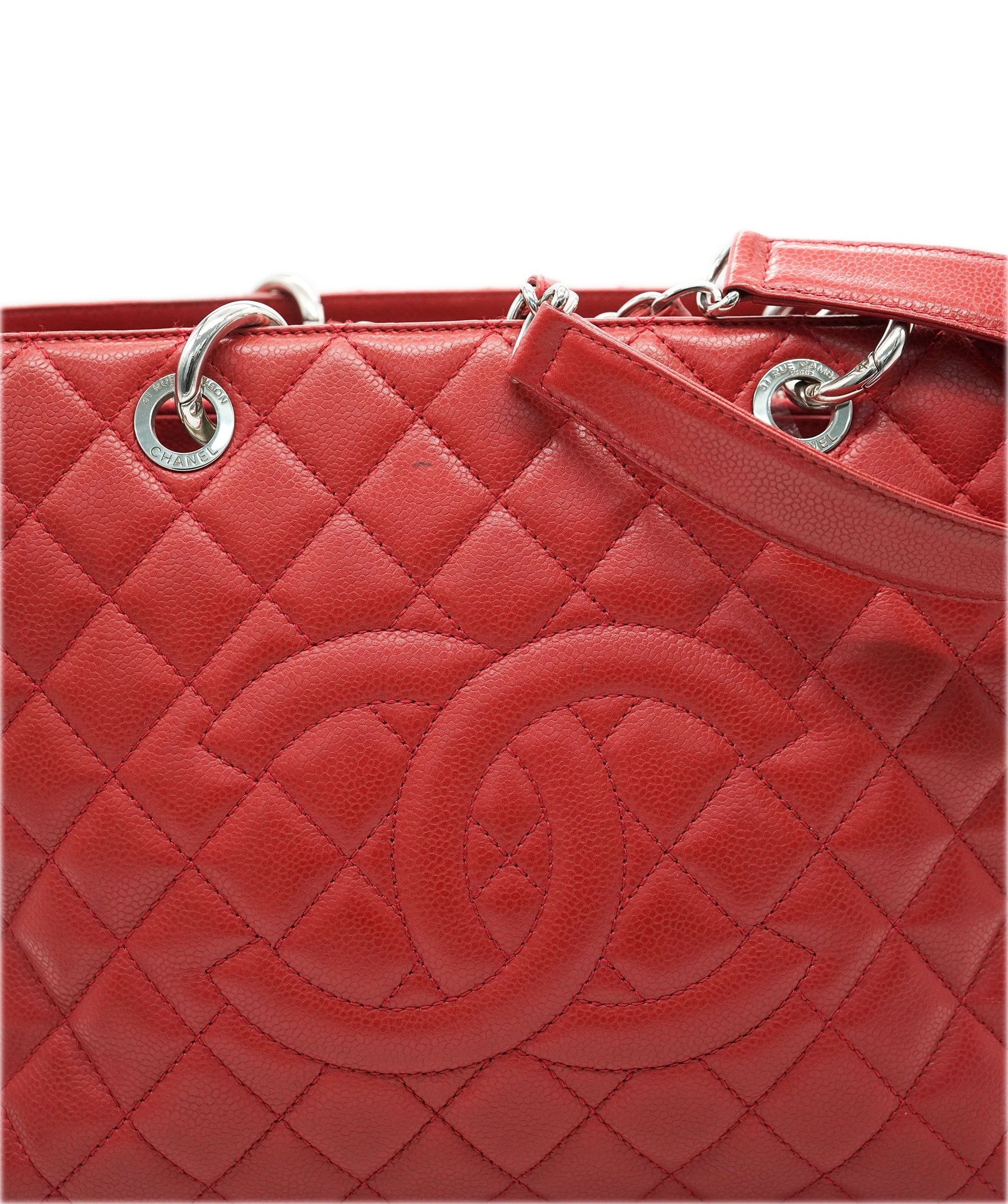 Chanel red caviar SHW GST AVC2106
