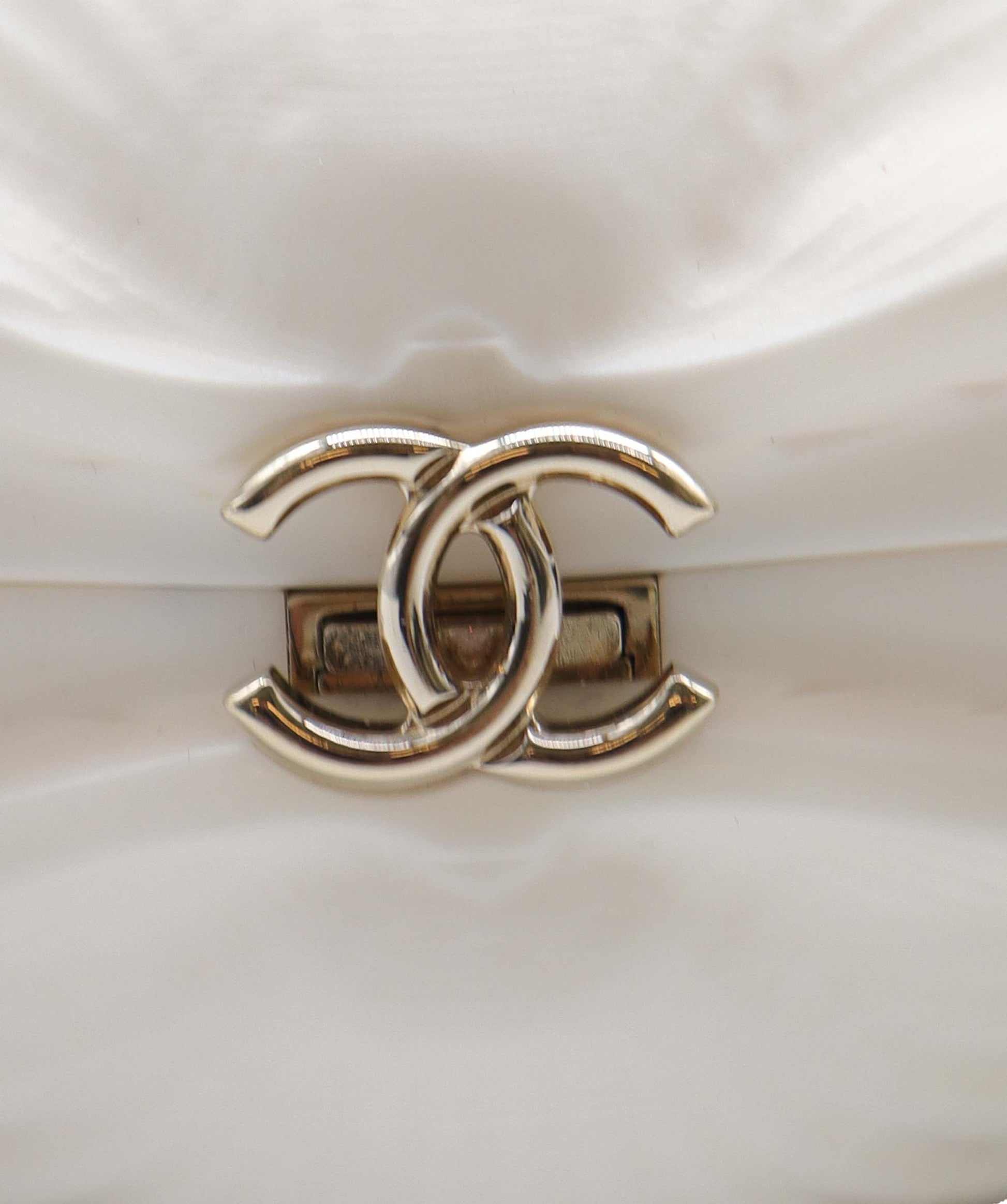 Chanel Shell Minaudiere - DXBK0207