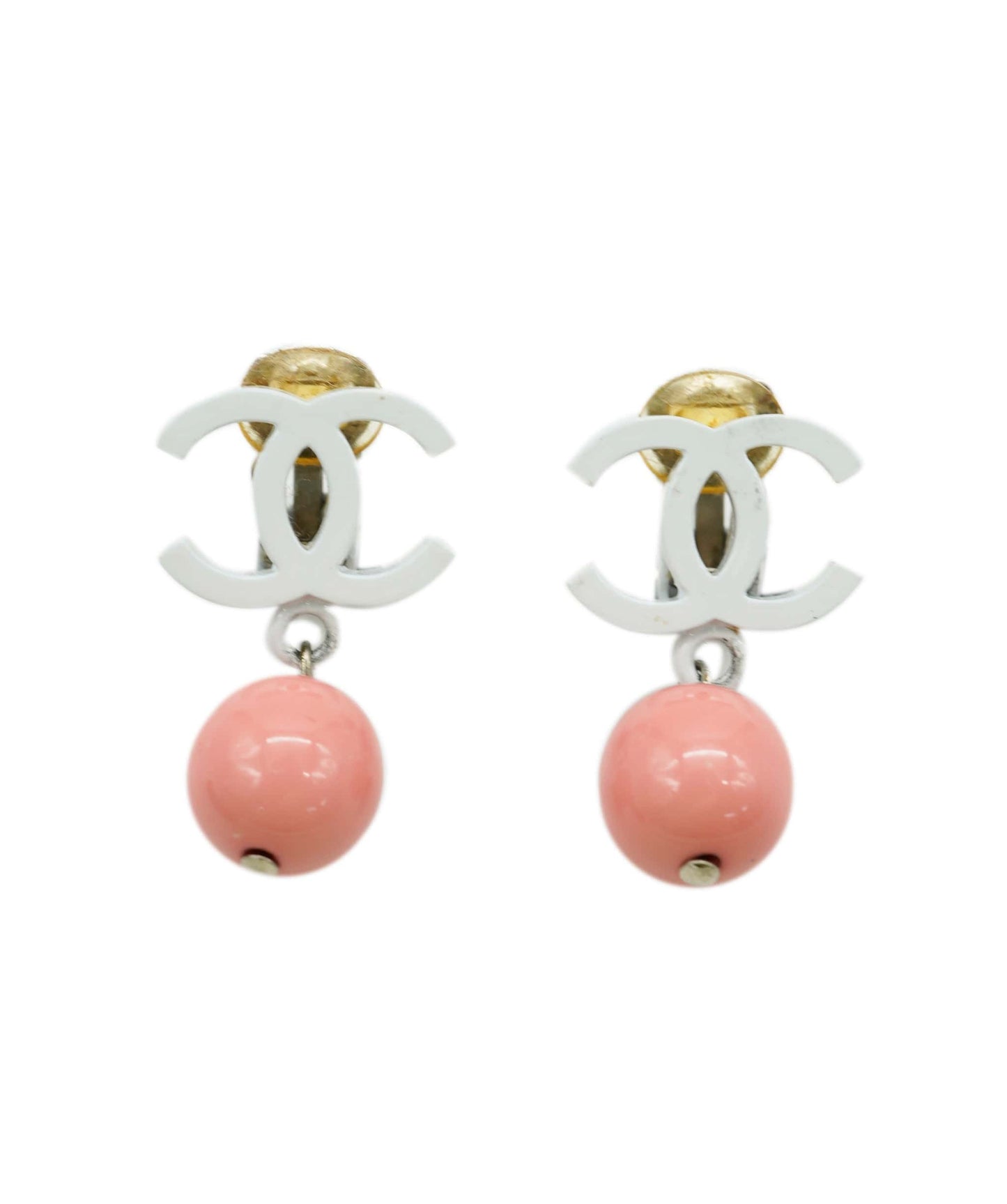 CHANEL 04C Pink & White CC Drop Clip-On Earrings DBXS2114