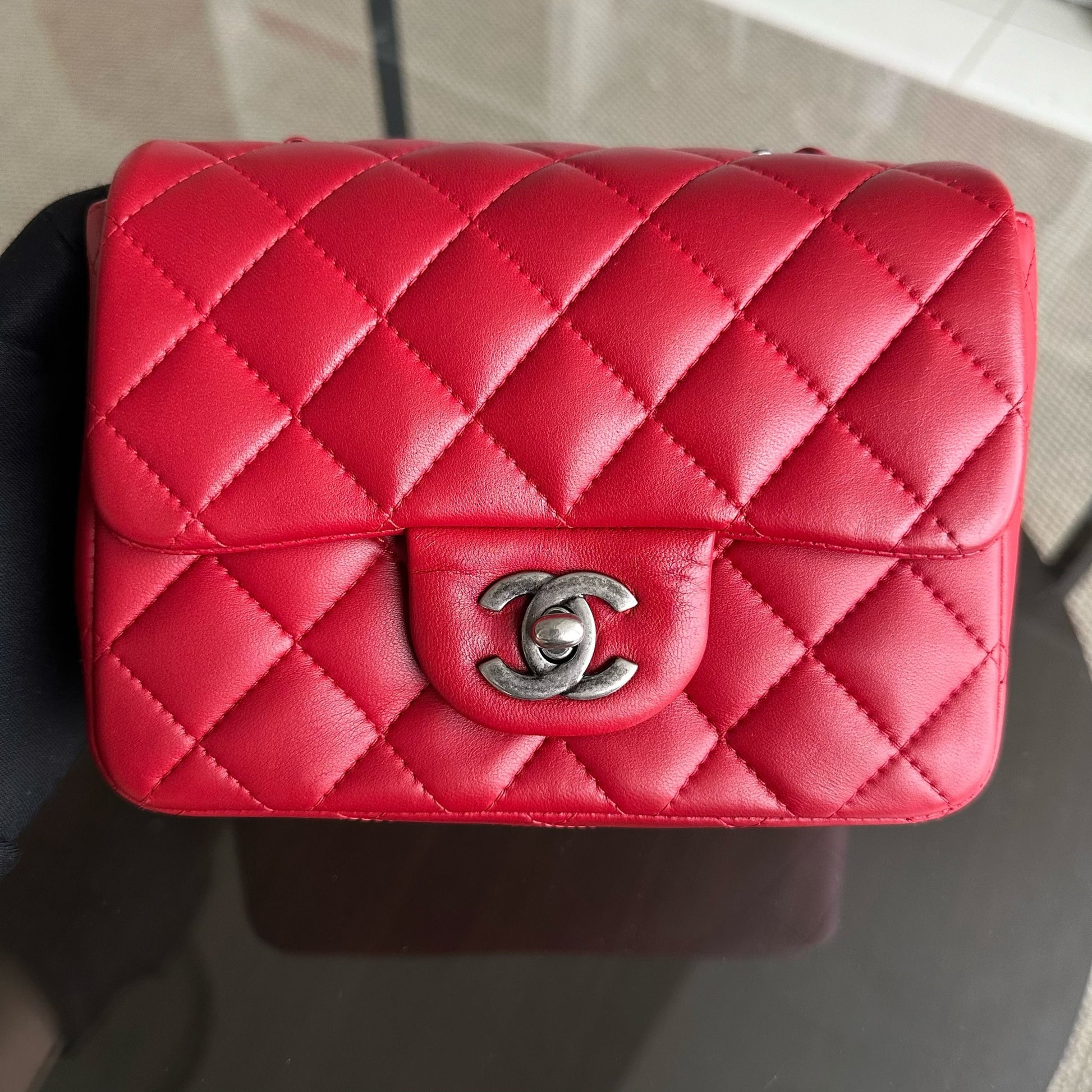 Chanel Classic Flap Mini - 17CM Mini Square Quilted Lambskin Red Ruthenium Hardware Series 20