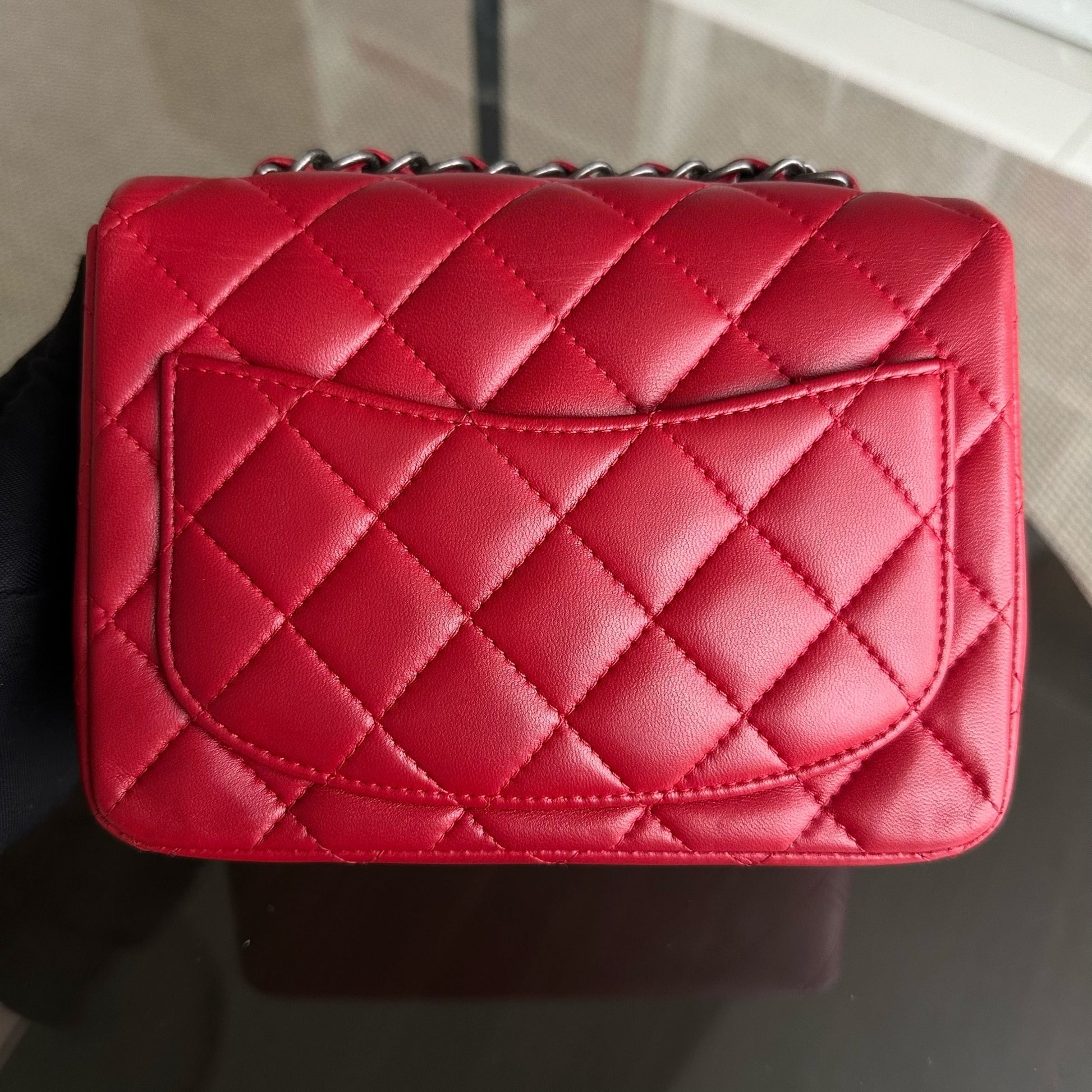 Chanel Classic Flap Mini - 17CM Mini Square Quilted Lambskin Red Ruthenium Hardware Series 20