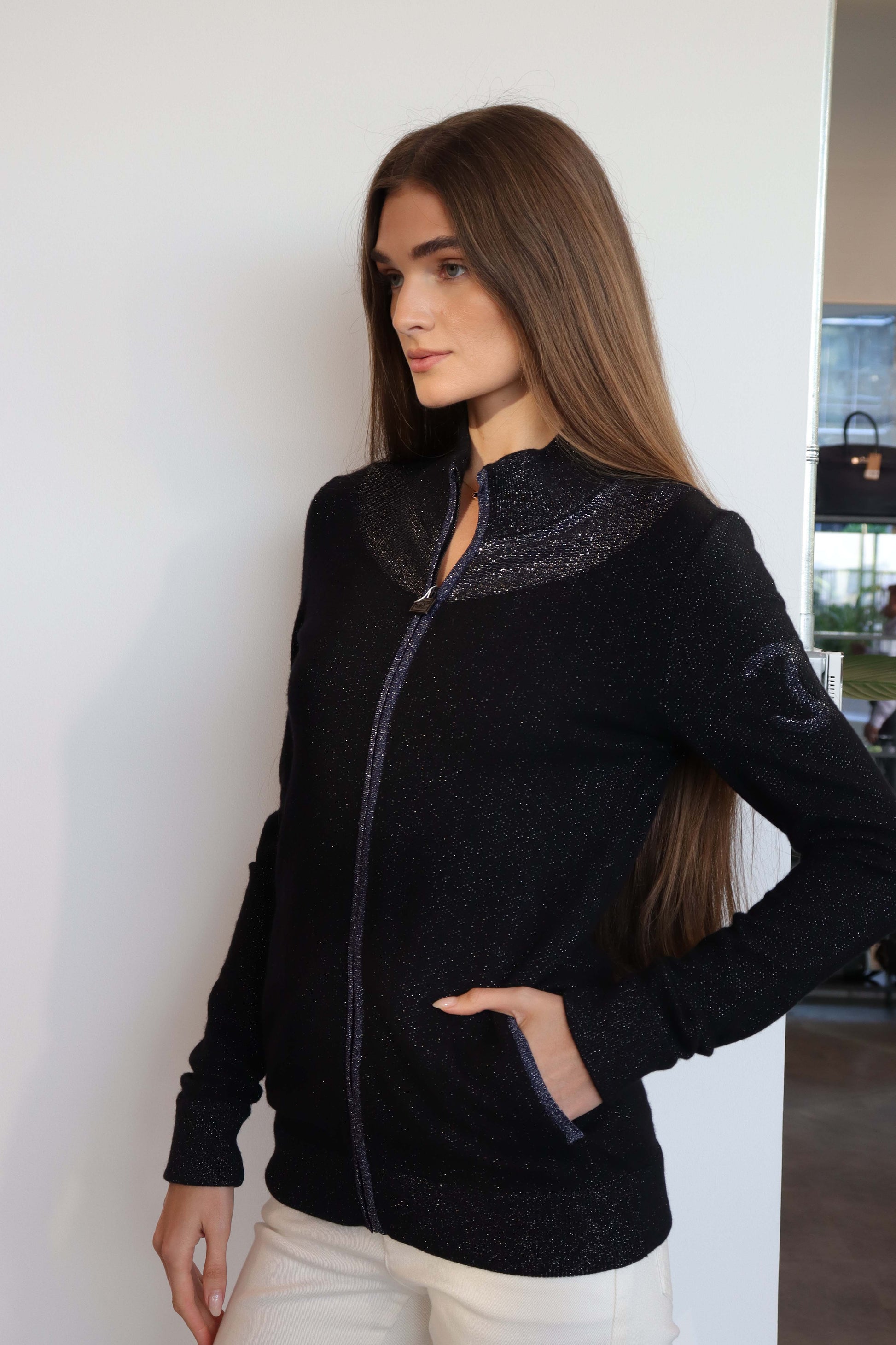 Chanel Logo Long Sleeve Zipped Knit Jacket - DXBS2003