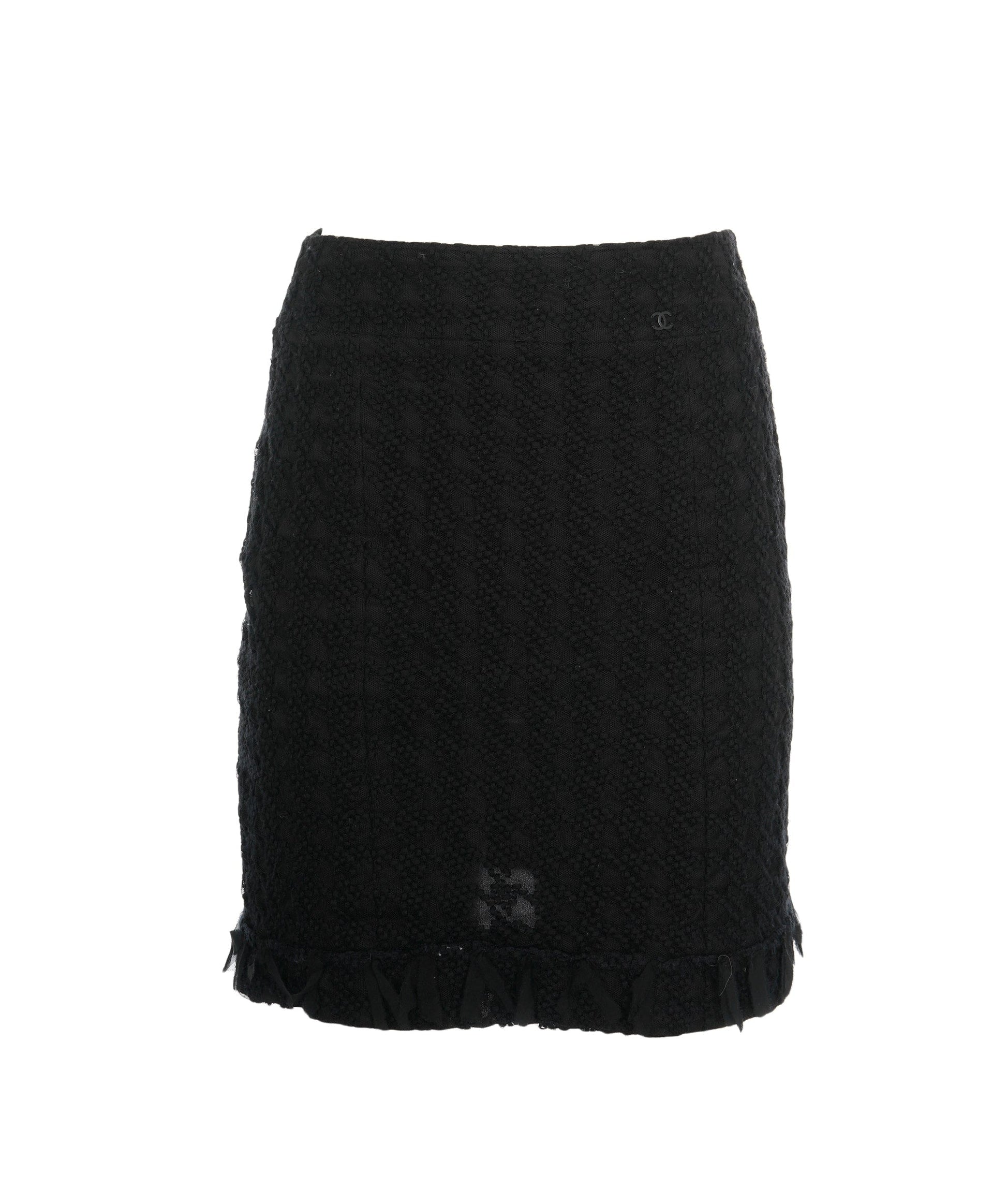Chanel black lace skirt  AVL1447