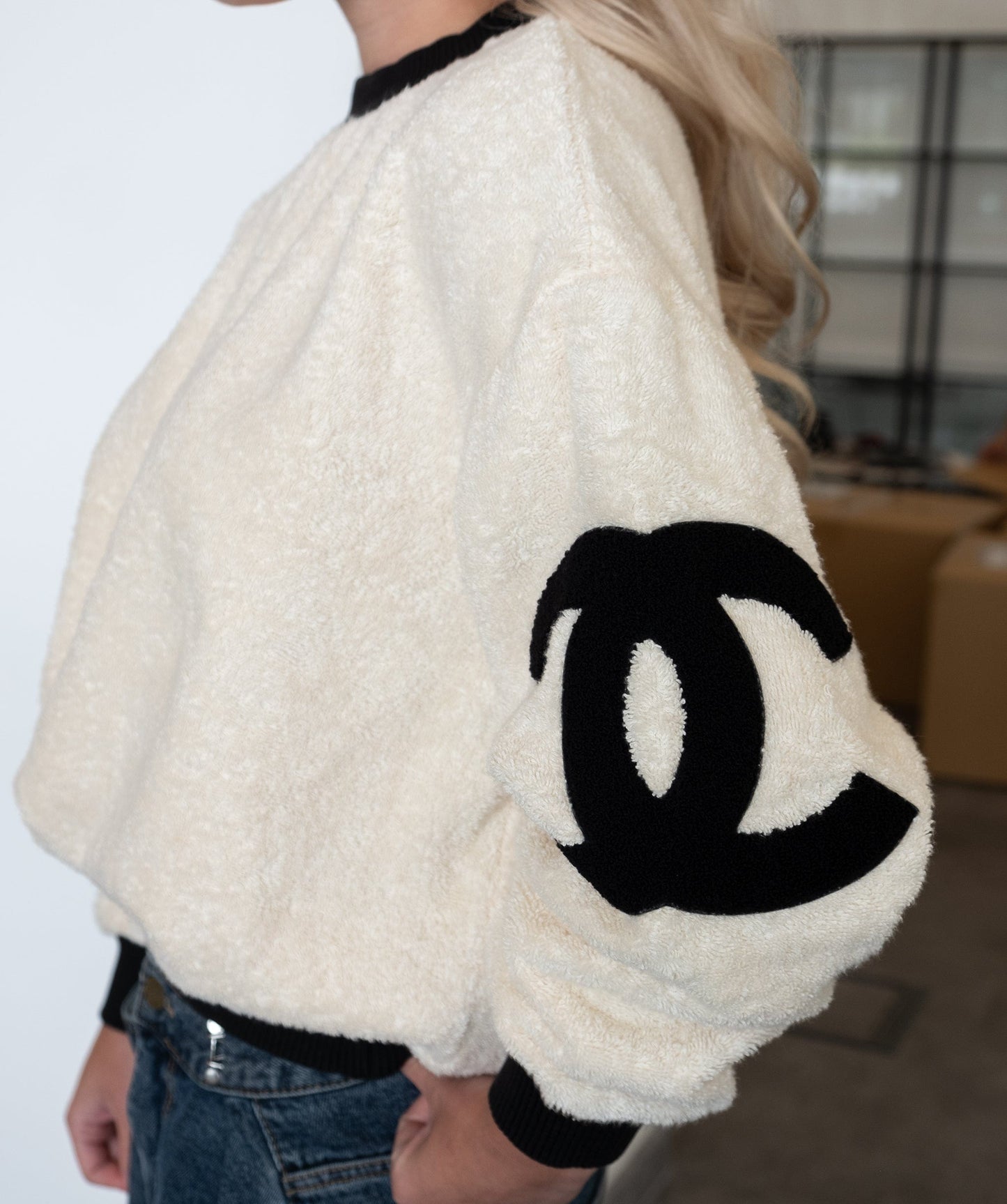 Chanel Pile Cocomark Sweatshirt P60704	 DXBS0483