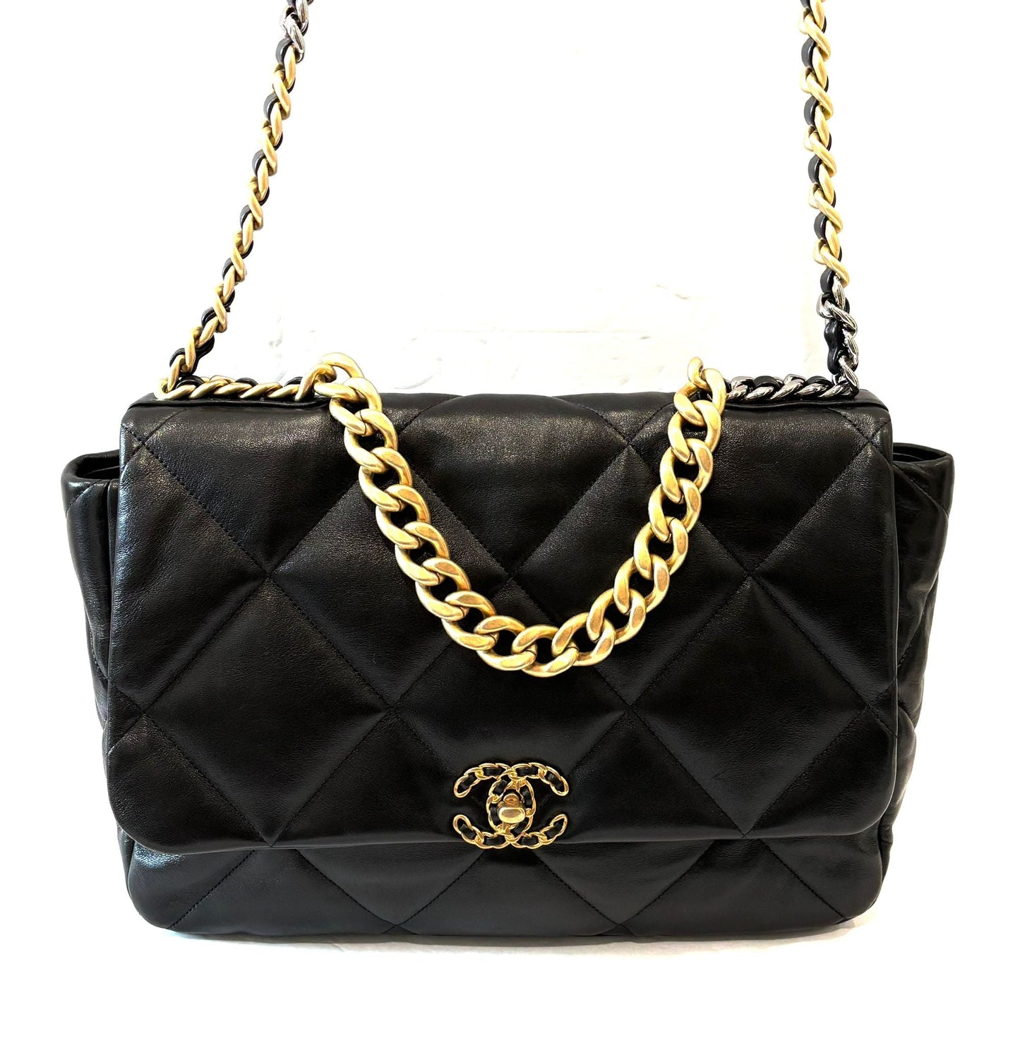 Chanel Quilted Goatskin Maxi Chanel 19 Flap Back Handbag