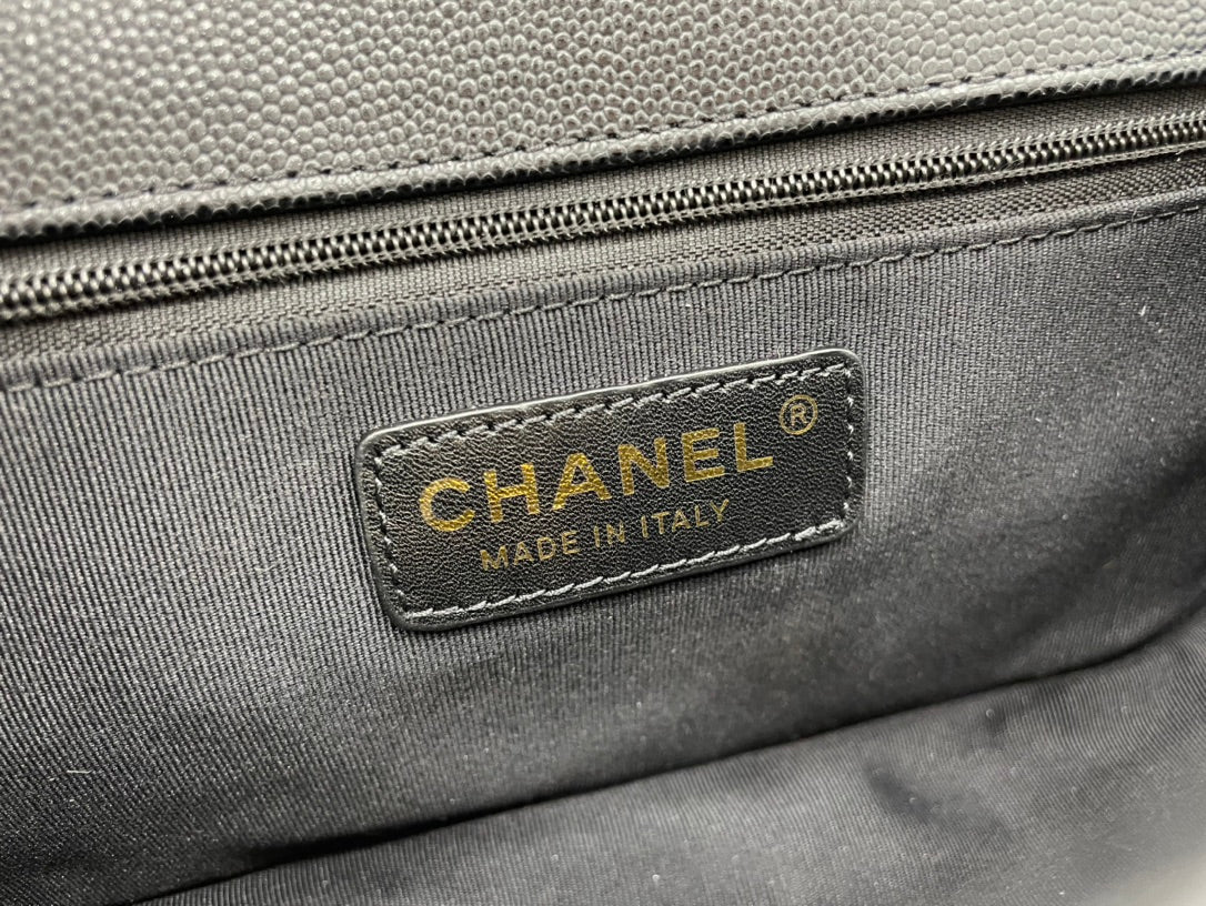 CHL 22K , ’s 9.8in Black Handbag