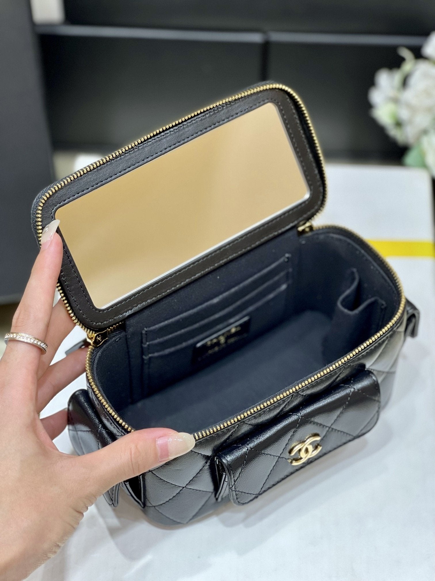 CHLVanity Strap , ’s 6in Black Handbag