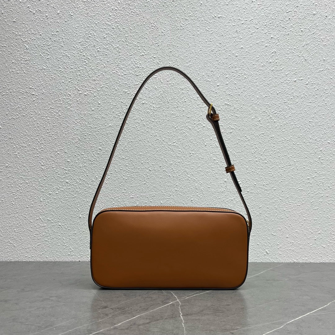 Top Quality Camera Shoulder Bag Cuir Triomphe Brown