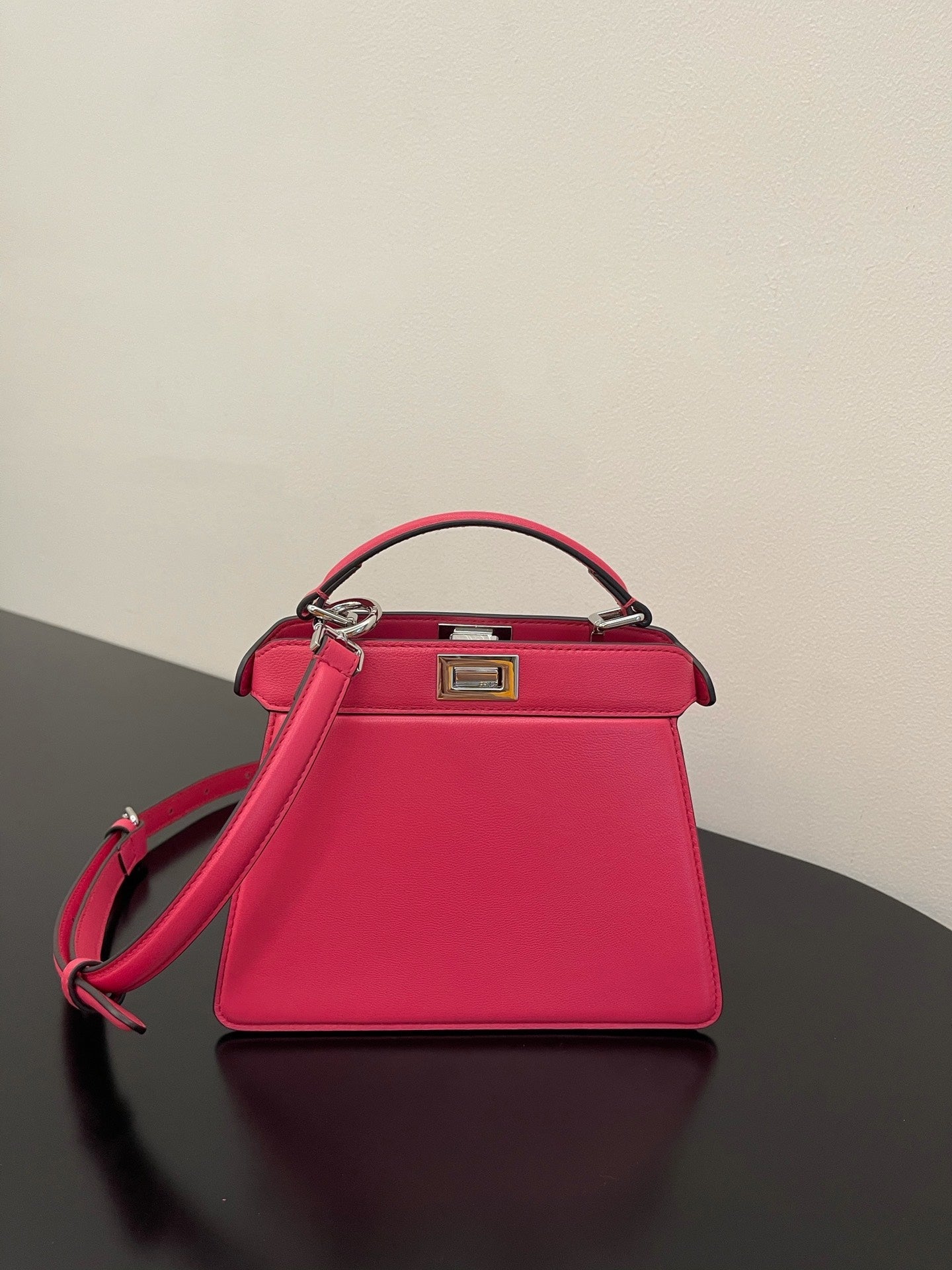 Iseeu Petite Pink Small Travel Bag