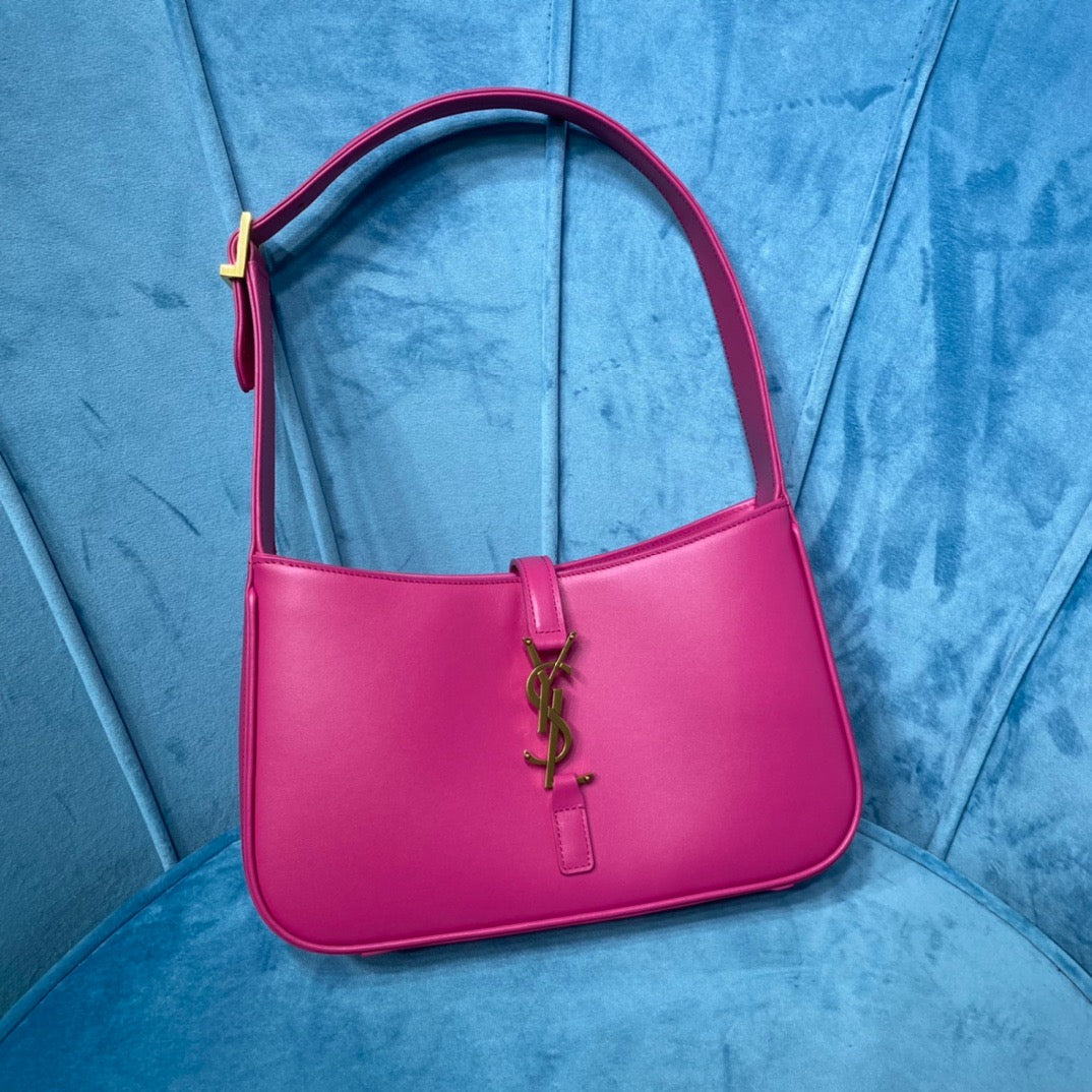 YSL Saint Laurent Shoulder Bag Monogram Ysl 6572282R20W5623 6918