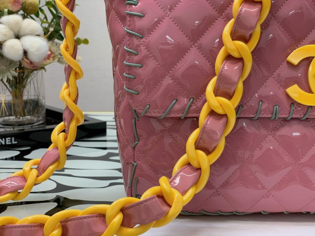 CHLVinyl Classic PiNike Yellow 29cm Shoulder Bag