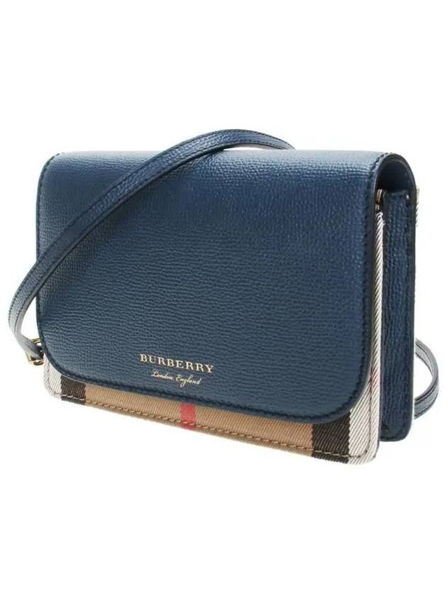 Burberry Luxury New Hampshire Shoulder Bag Navy