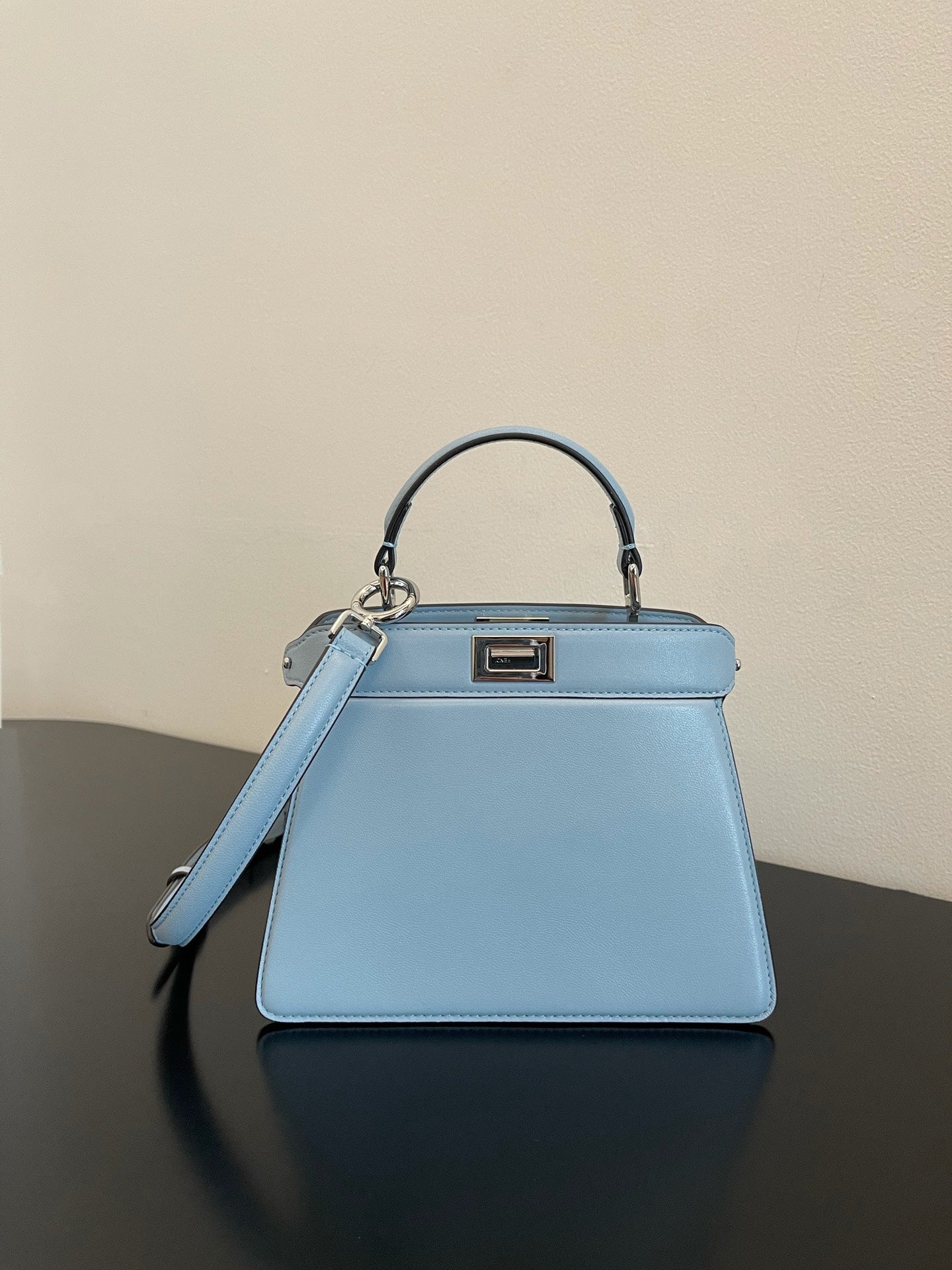 Iseeu Petite Light Blue Small Travel Bag