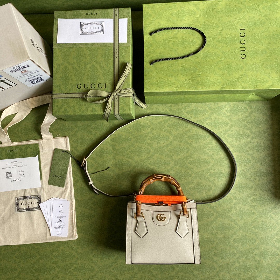 gg Diana 8in 20cm gg White Mini Tote Bag