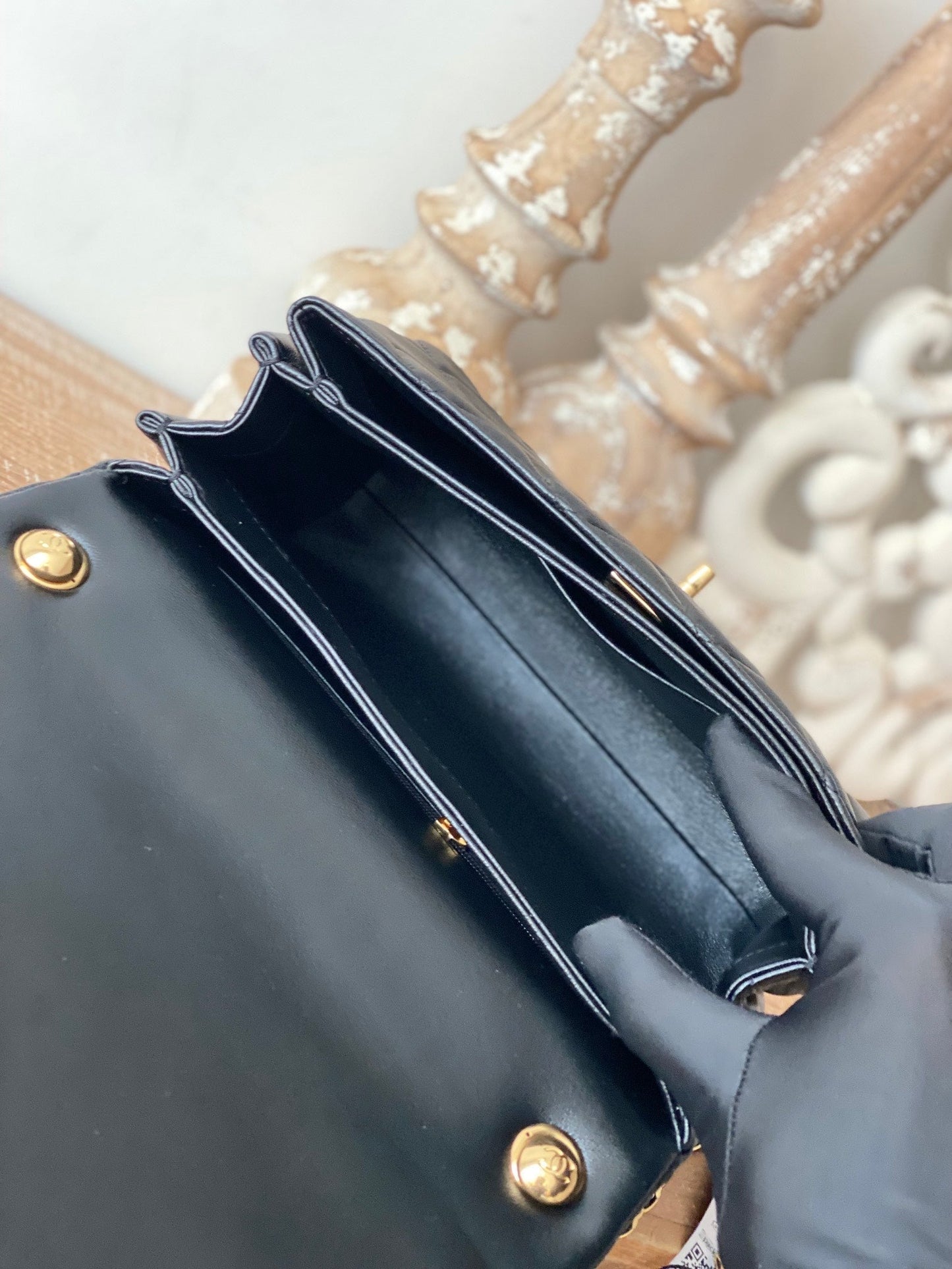 CHLLarge 23cm 9in Black Flap Handbag
