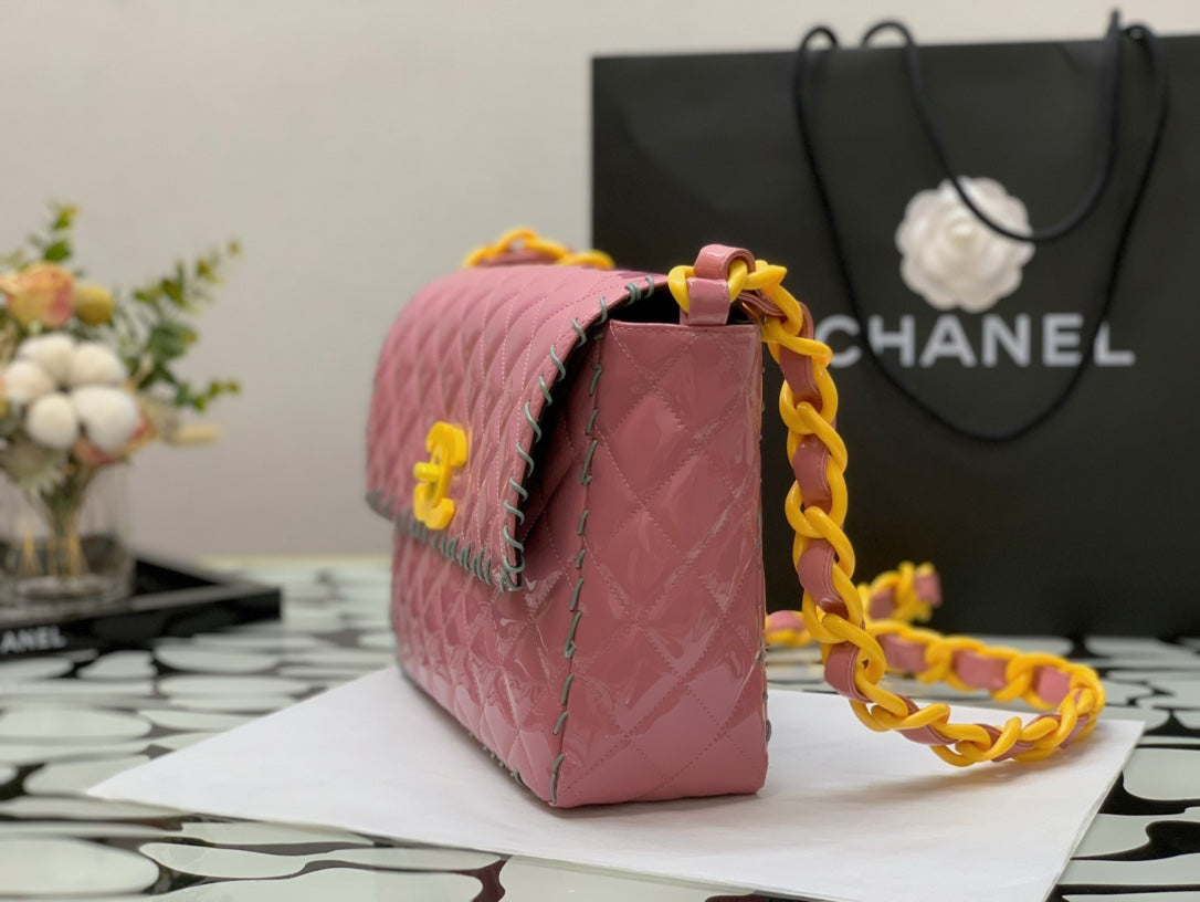 CHLVinyl Classic PiNike Yellow 29cm Shoulder Bag