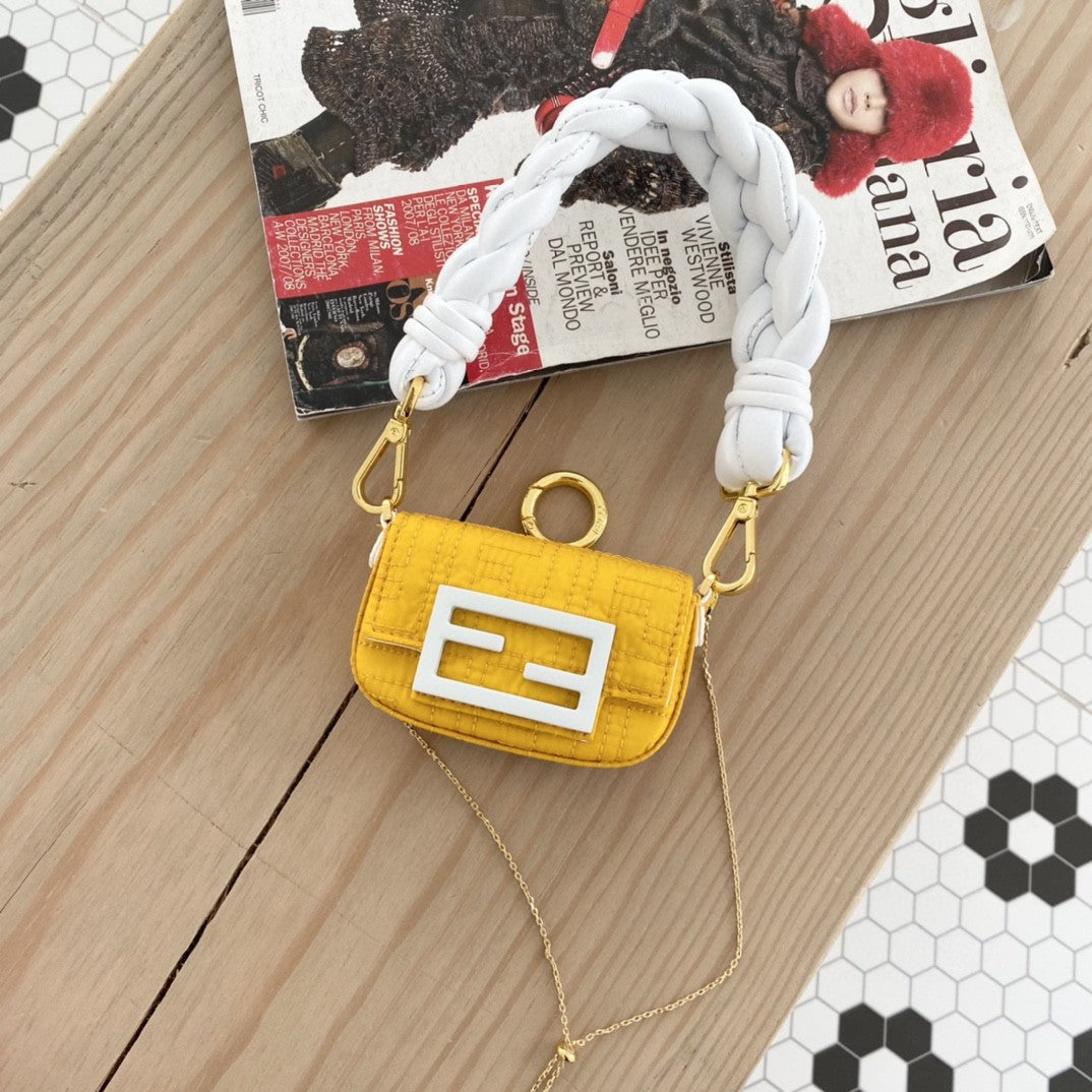 Top QualityTop Quality Nano Baguette White Handbag