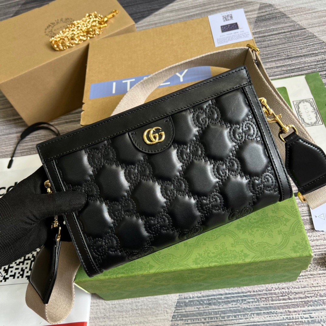 gg , ’s 10in 26cm Matelasse Black Shoulder Bag