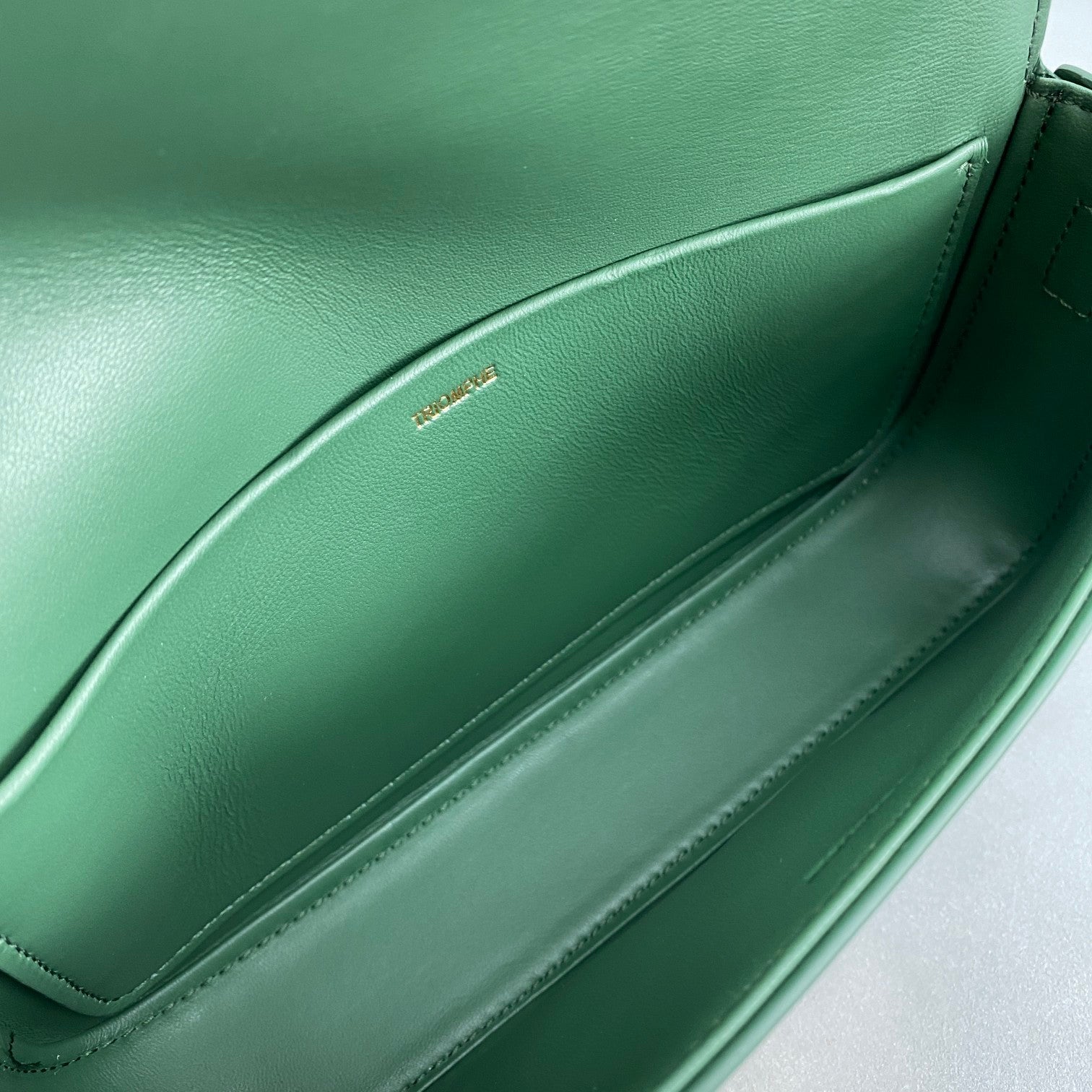 Top Quality Triomphe Shoulder Bag For Women Green 8In20Cm 8512