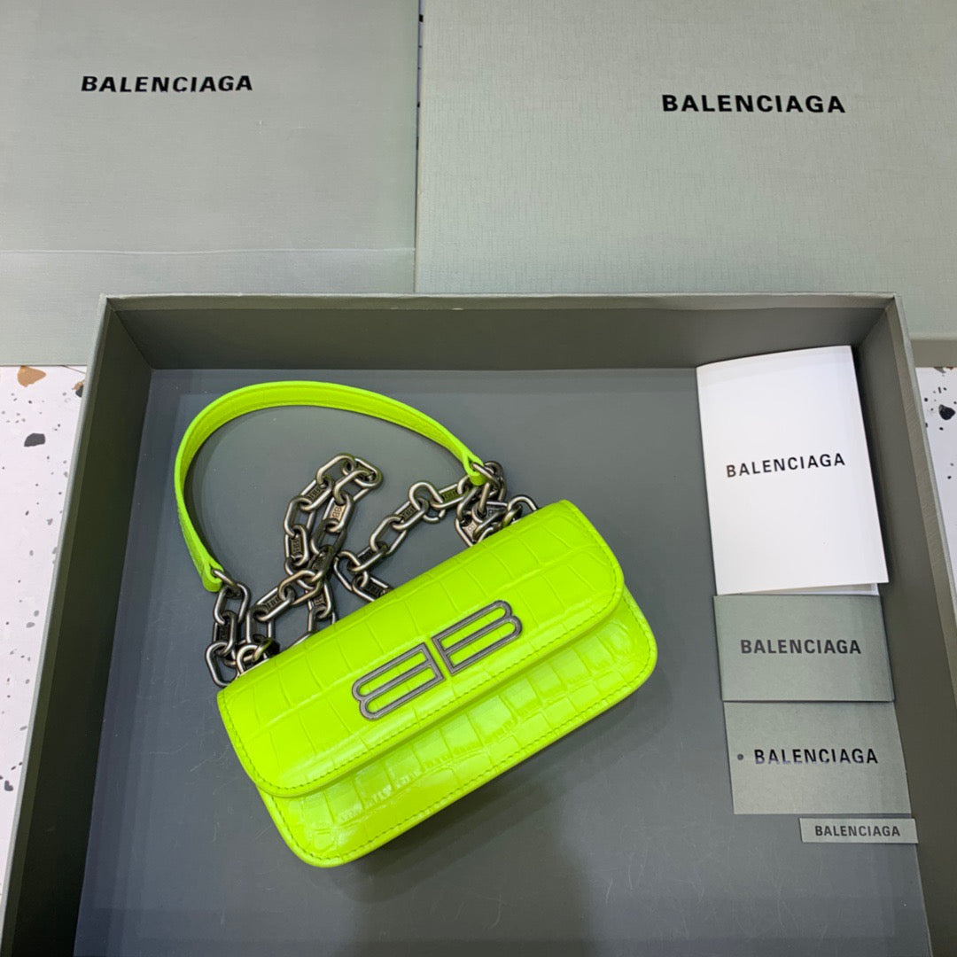 Top Quality Gossip On Shoulder Bag Neon Green Small
