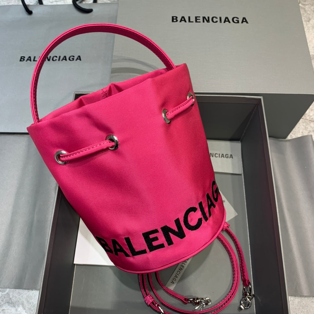 Balen Le Cagole Metop Qualityum Bag In Pink Bucket Bucket Bag