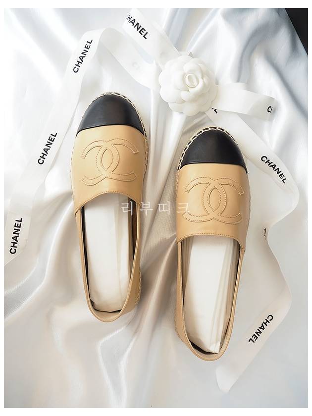 Lambskin Espadrilles Beige Black Chanel