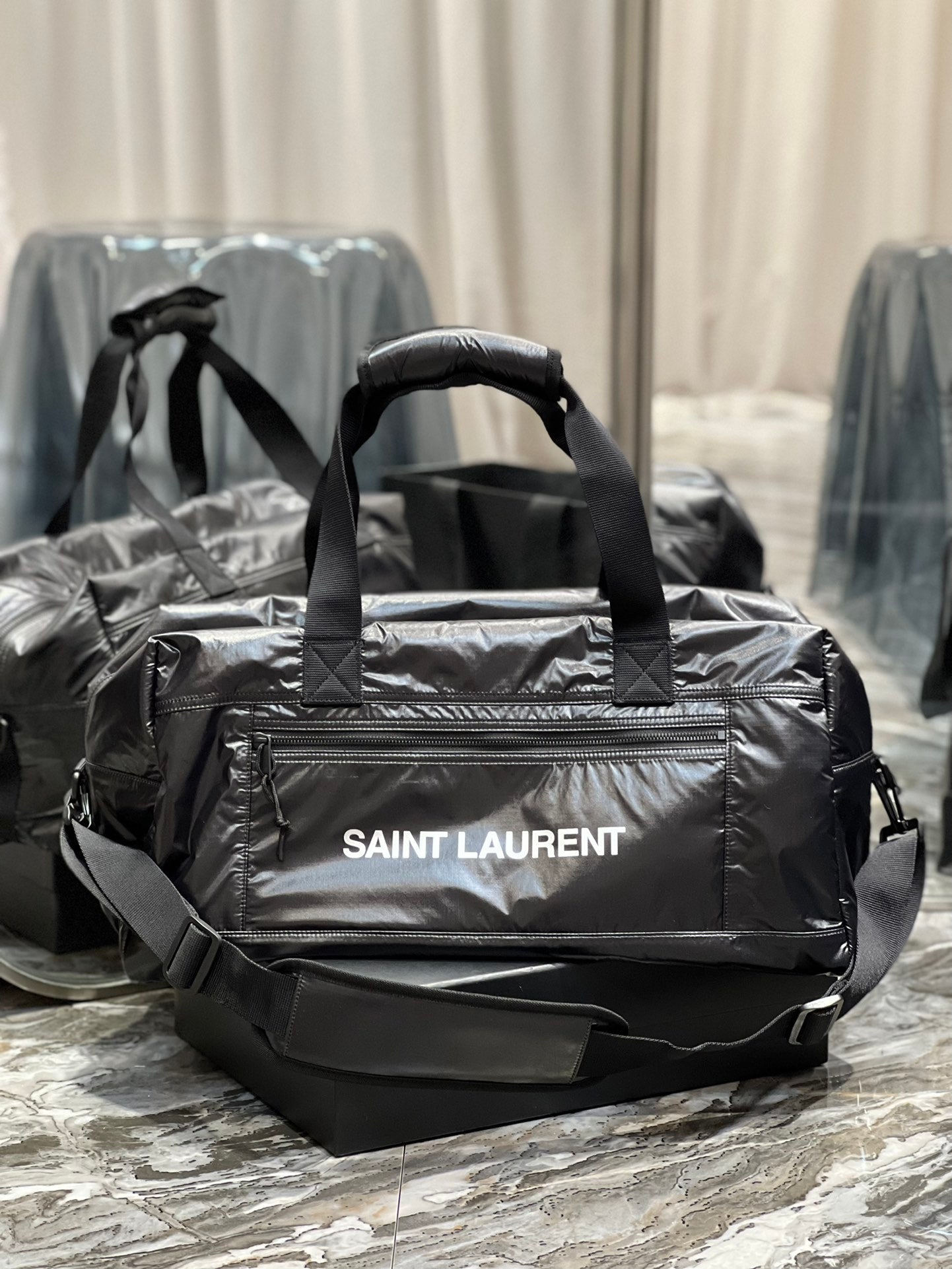 YSL Saint Laurent Nuxx Duffle , ’s 19in Black Travel Bag