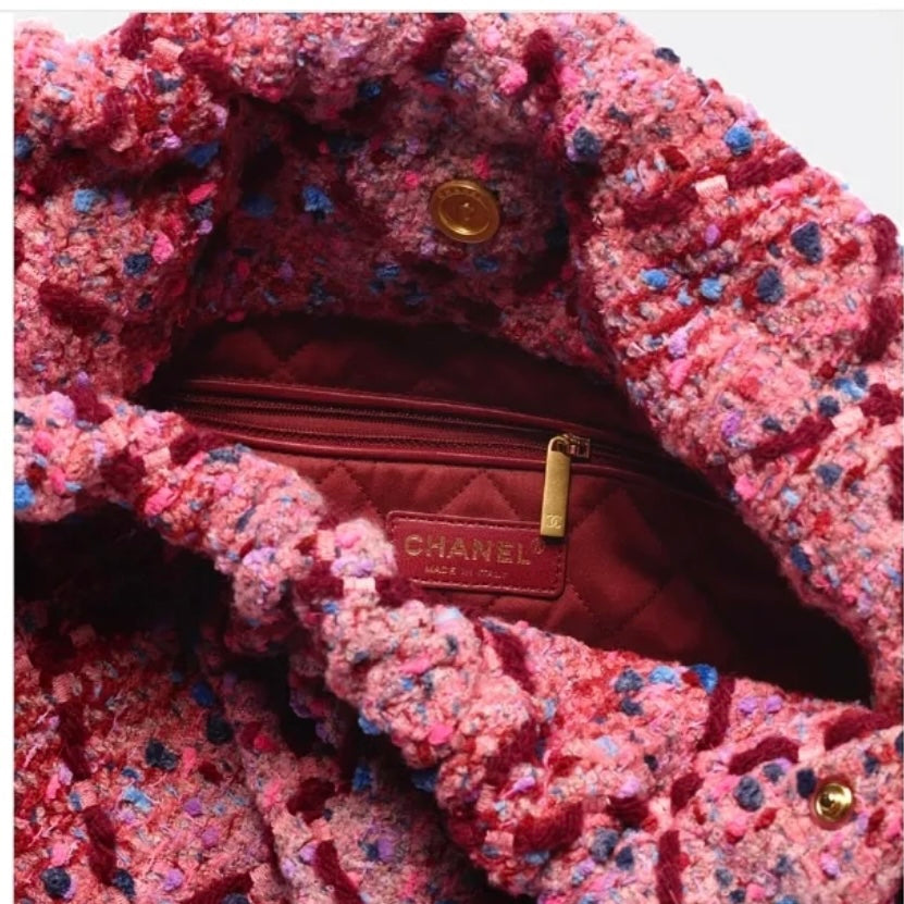 CHL 22 PiNike , ’s Multicolor Handbag