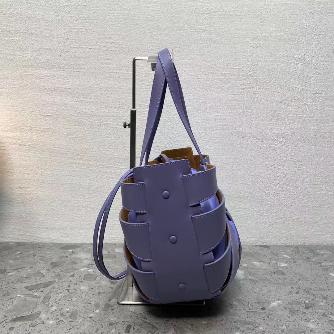 Top Quality Metop Qualityum Shoulder Bag Violet