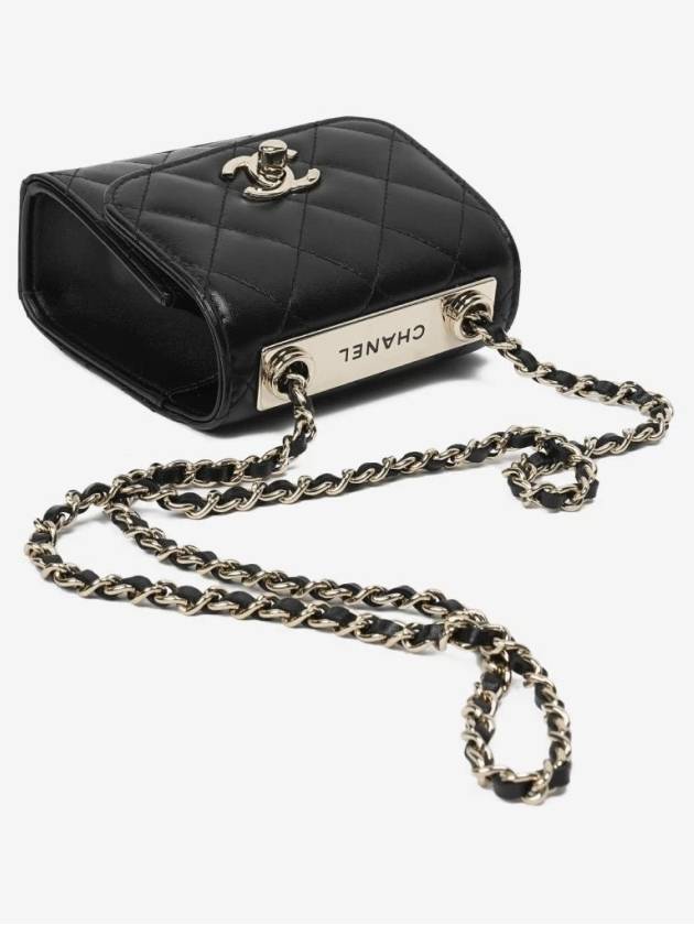 Trendy CC Logo Lambskin Chain Mini Bag Black Chanel