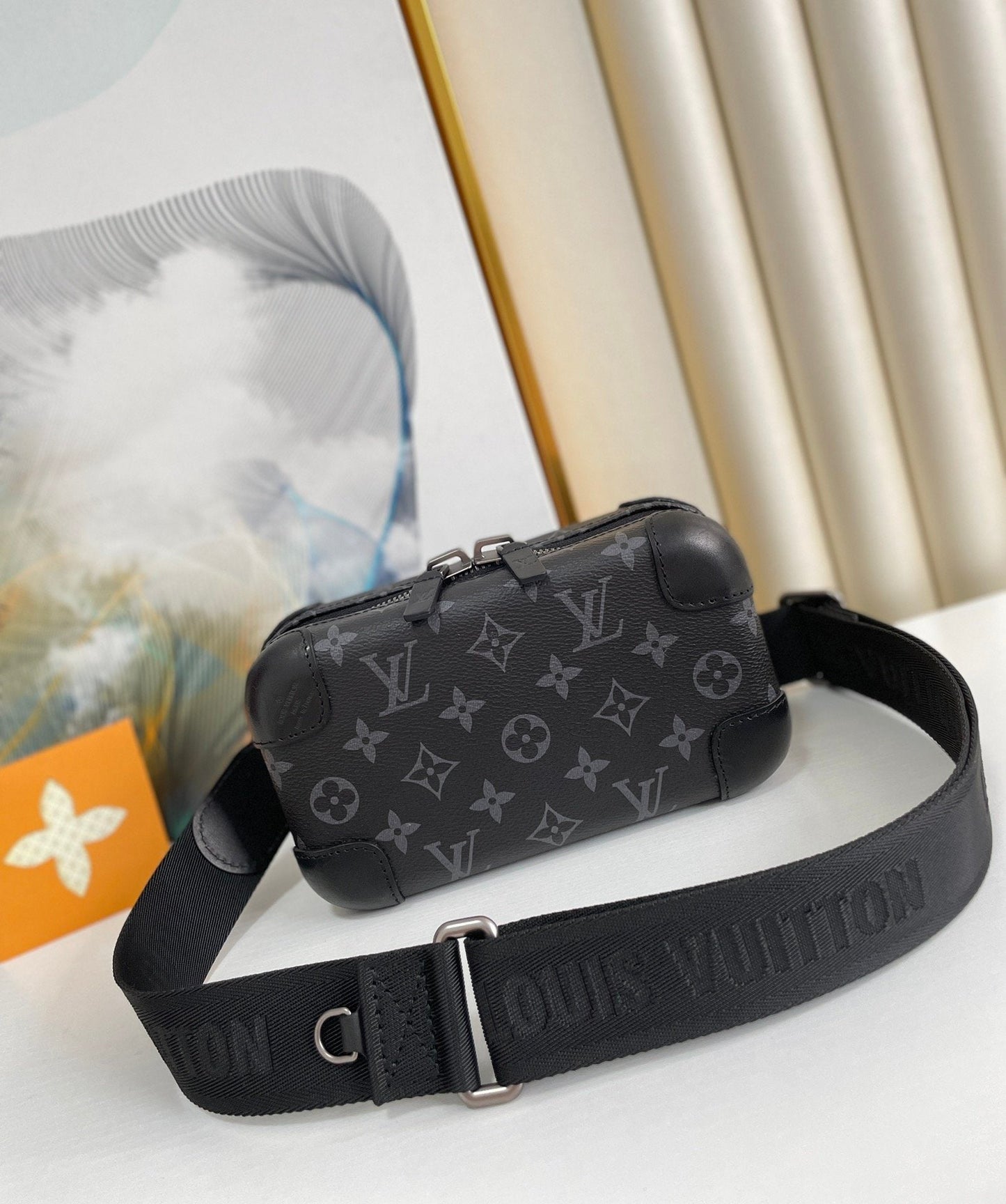 Top Quality Horizon Clutch Eclipse For Men Monogram Crossbody Bag