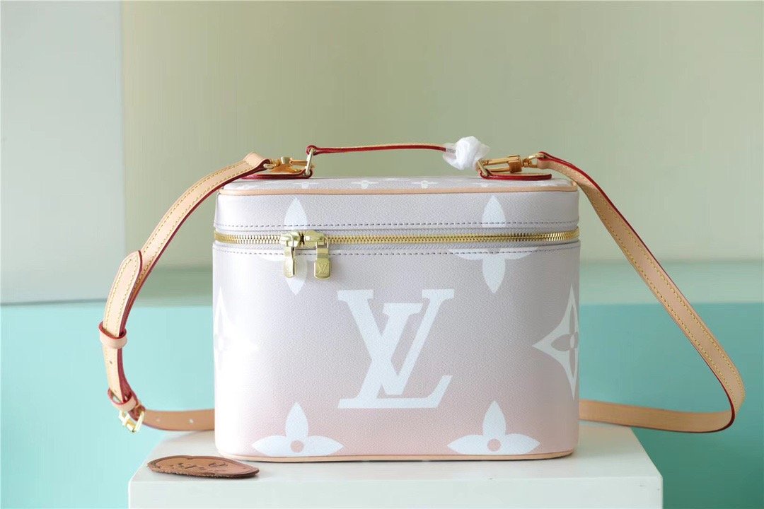 Top Quality Nice Bb Light For Women Monogram Pink Crossbody Bag