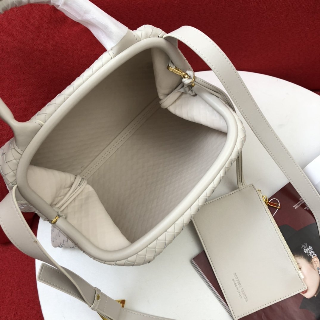 Top Quality Handle For Women Women Bags White Travel Bag
