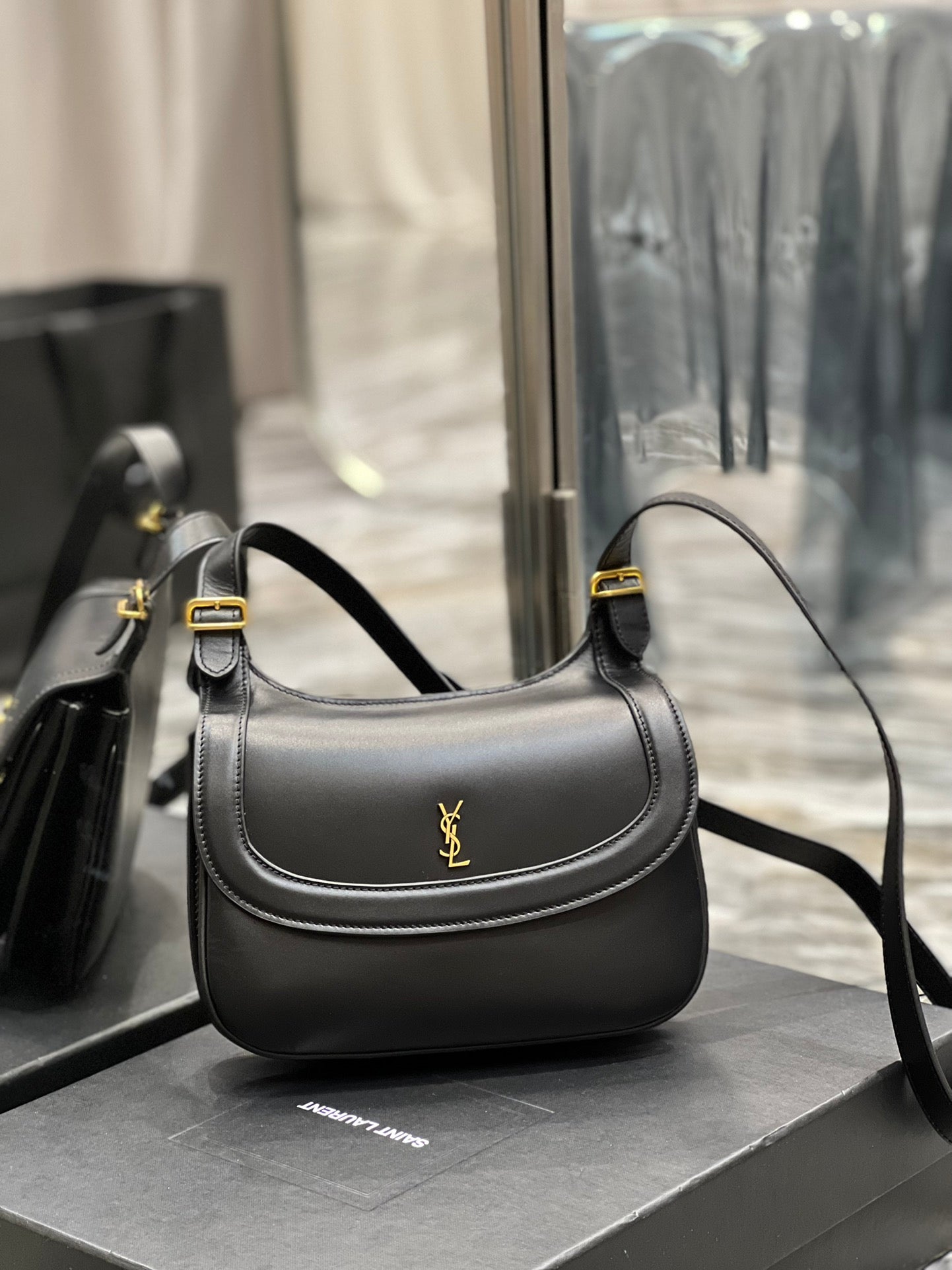 YSL Saint Laurent Ysl Saint Laurent Charlie Medium Shoudler Bag Black Travel Bag