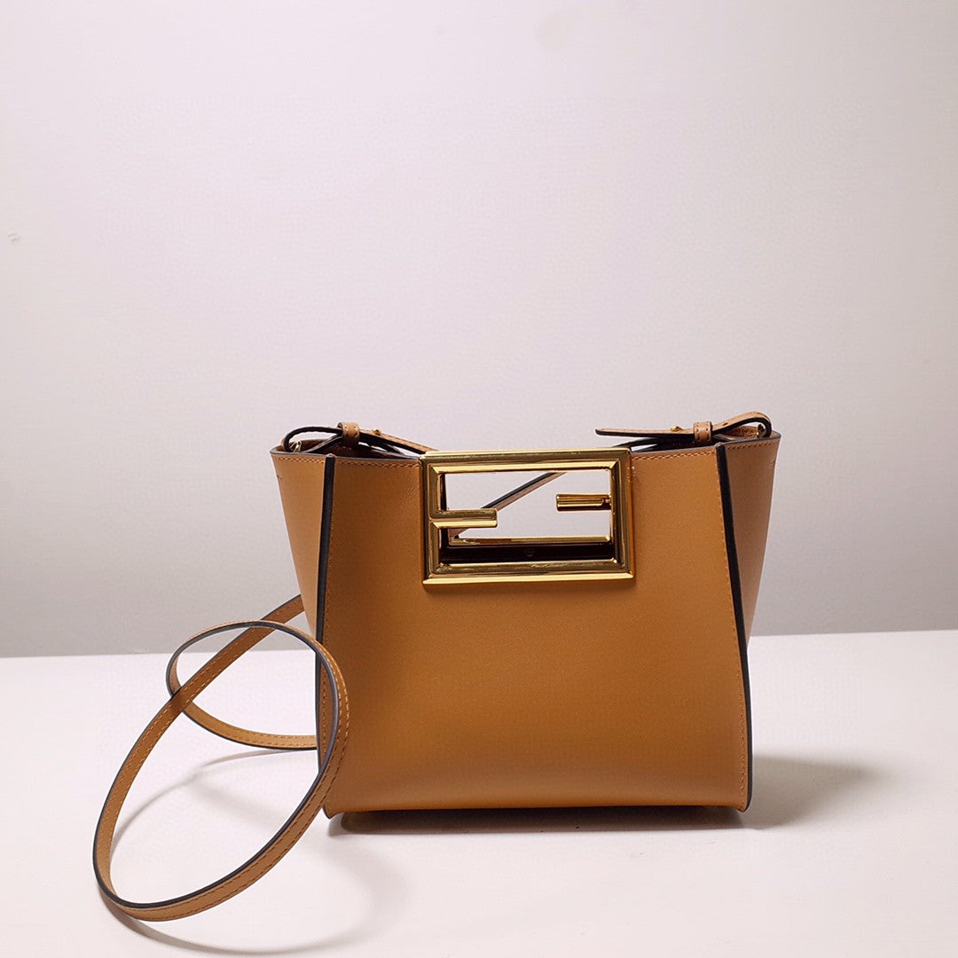 Top QualityTop Quality Way 17.5cm Brown Small Handbag