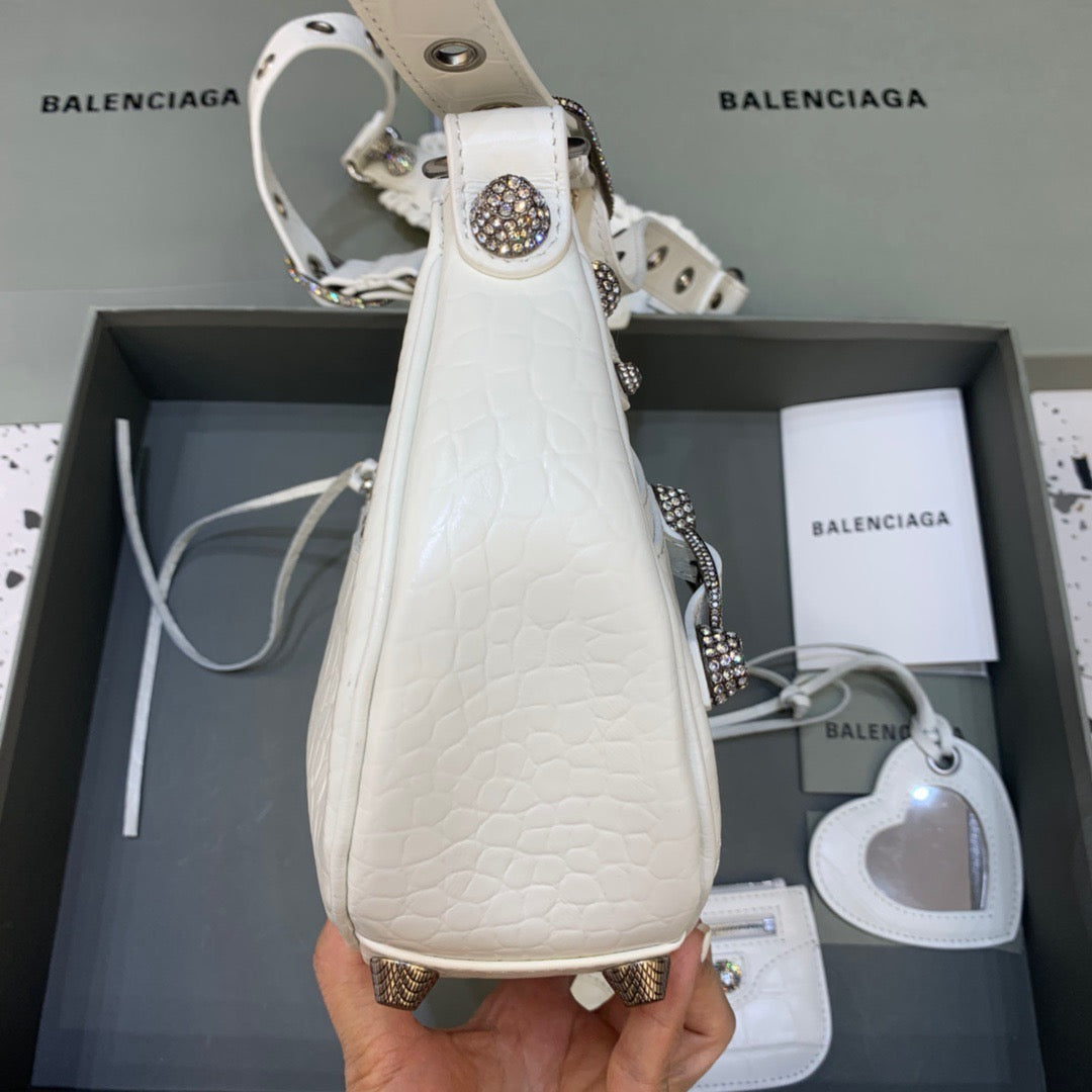 Balen Le Cagole Xs Shoulder Bag In White 700940210Bk9104 5196