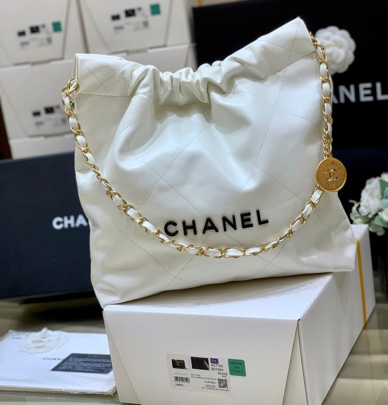 CHL 22 14in 37cm B08038 White Handbag