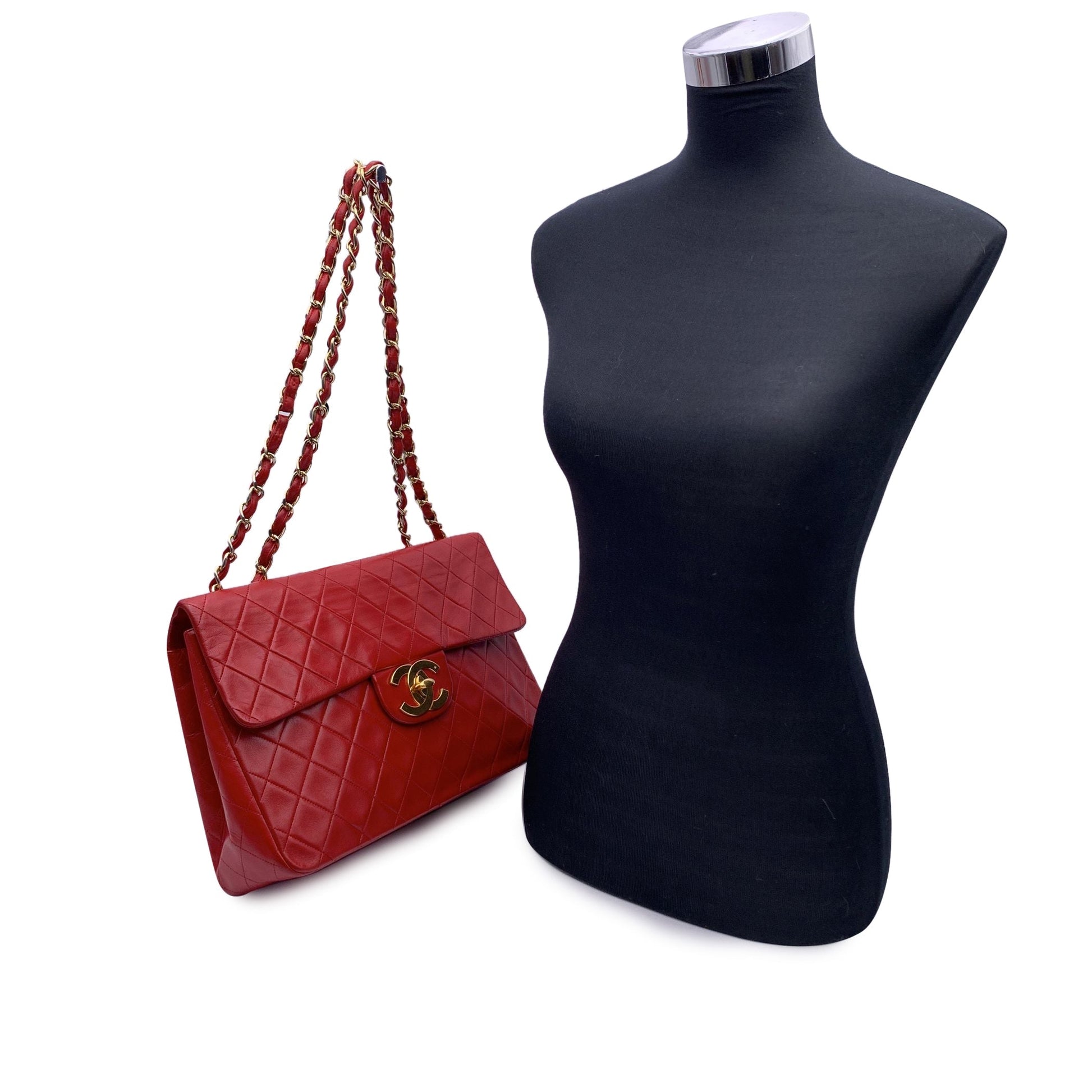 Chanel Chanel Shoulder Bag   Timeless/Classique