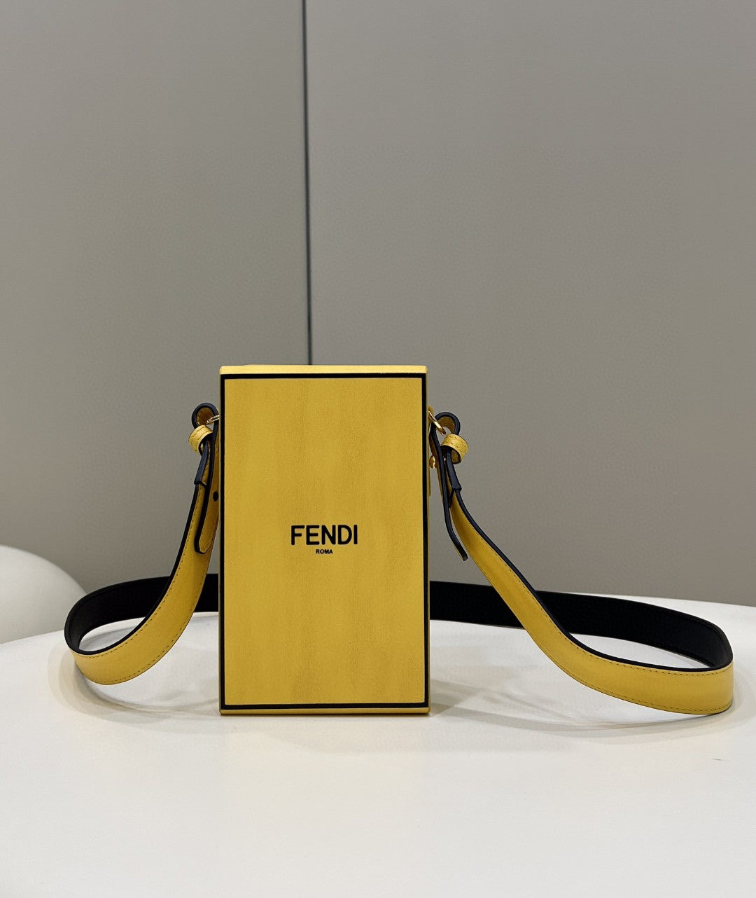 Vertical Box Yellow Rm Travel Bag