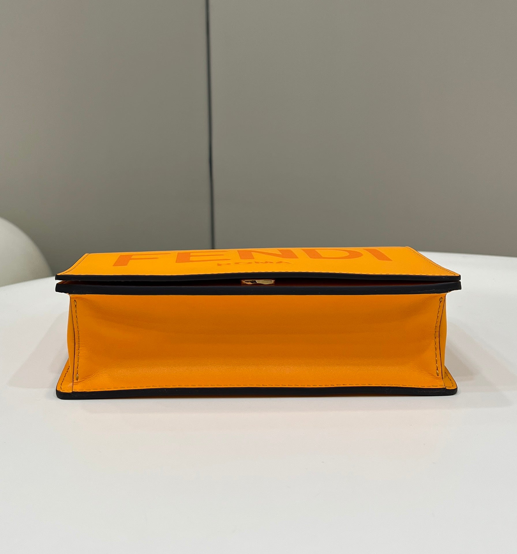 Top QualityTop Quality Wallet On Orange Mini Chain Crossbody Bag