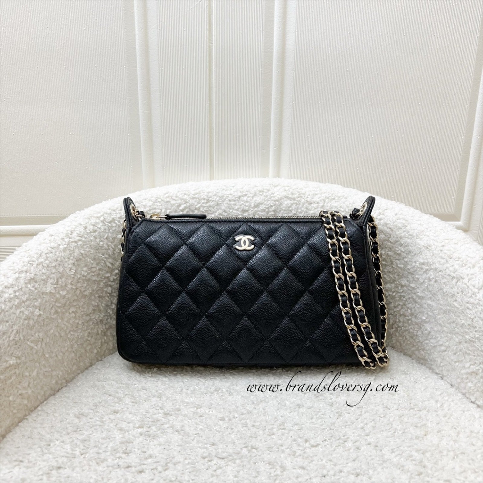 Chanel [Bn - Local Set - July ] 25A Clutch With Chain In Black Caviar Ghw ( )