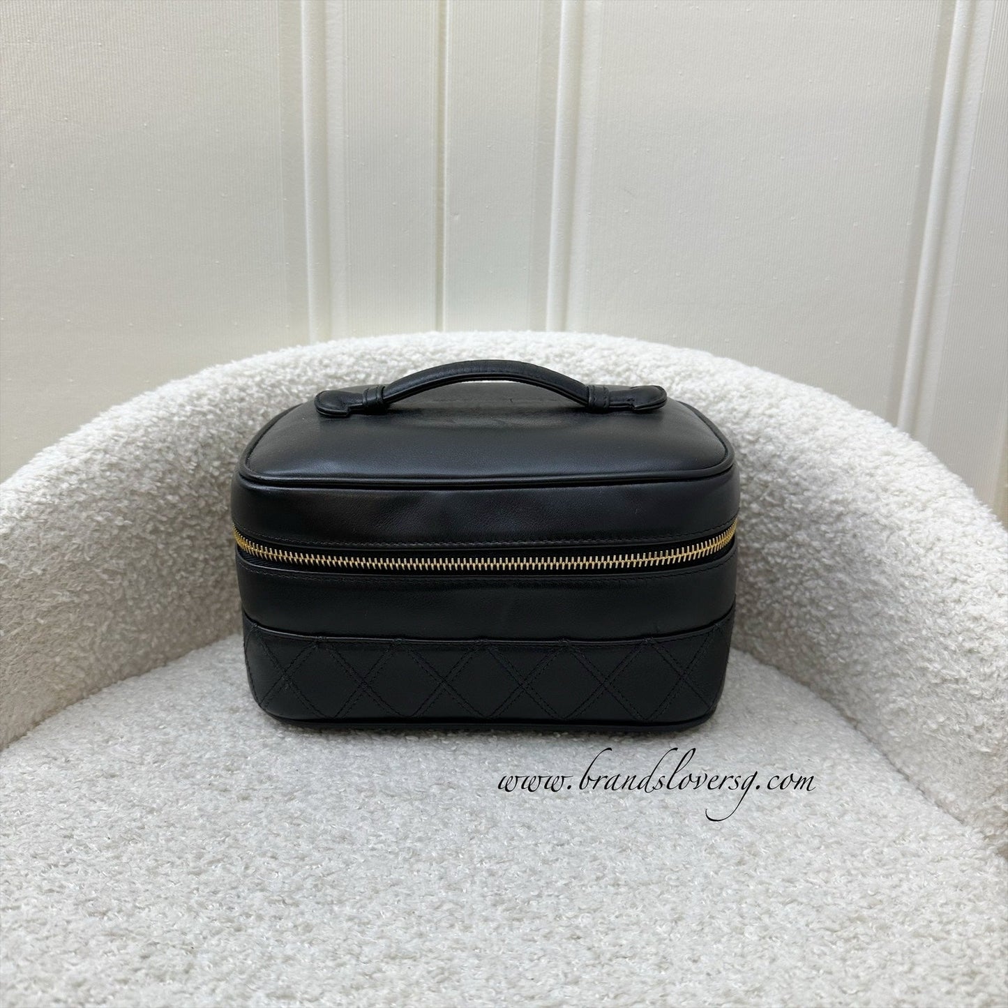 Chanel   Travel Vanity Bag in Black Lambskin 24K GHW