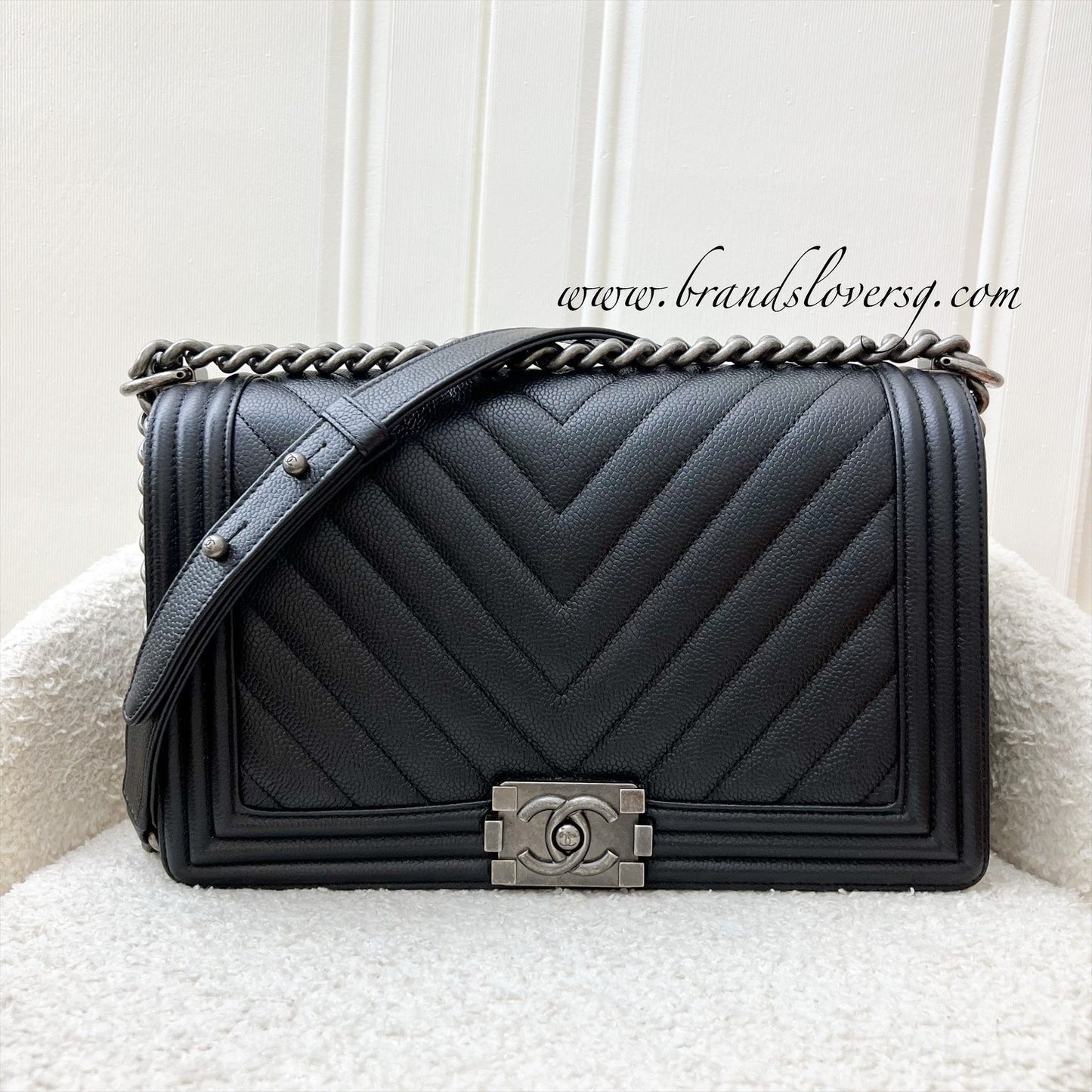 Chanel New Medium Large 28Cm Boy In Chevron Quilted Black Caviar And Rhw ( ) Bag