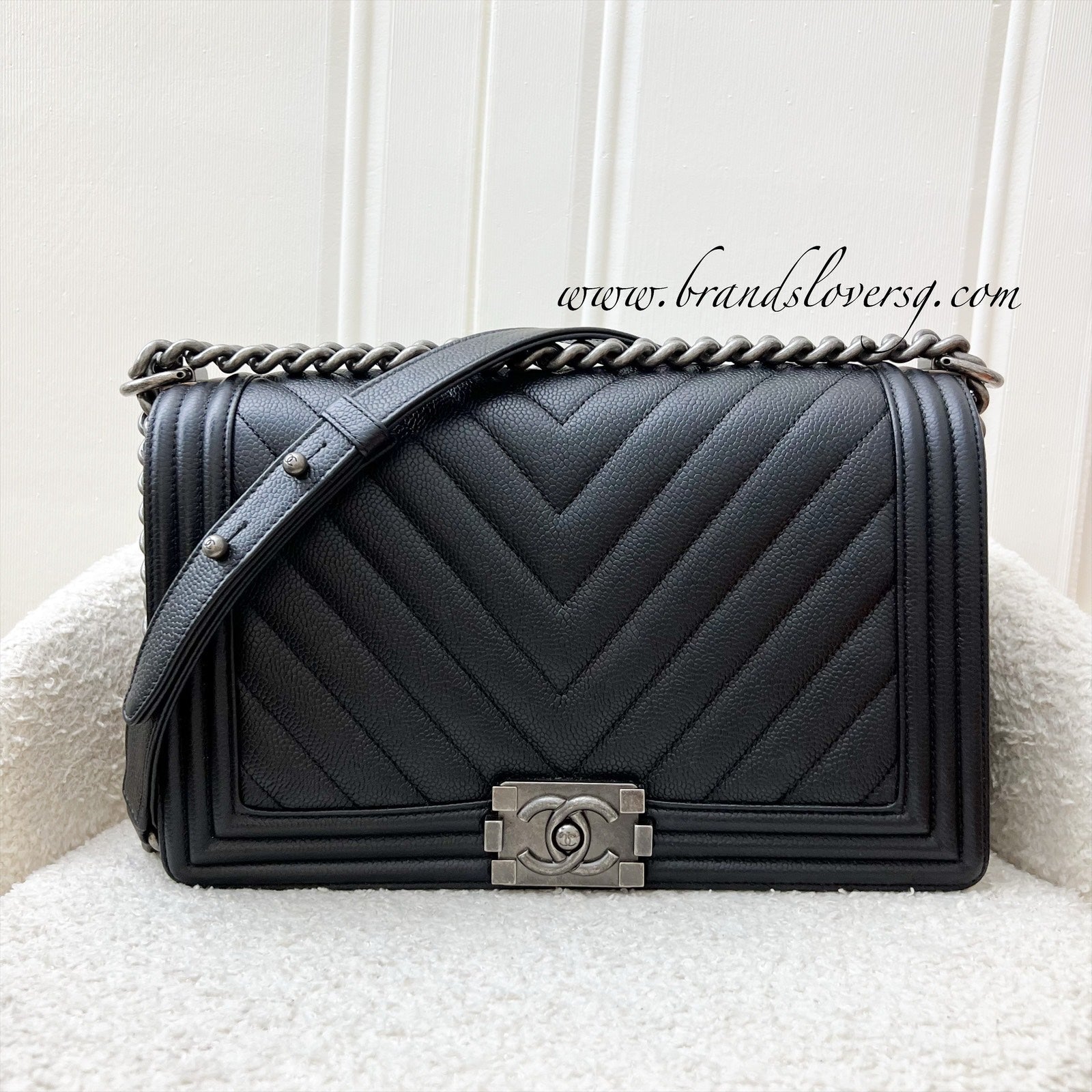 Chanel New Medium Large 28Cm Boy In Chevron Quilted Black Caviar And Rhw ( ) Bag
