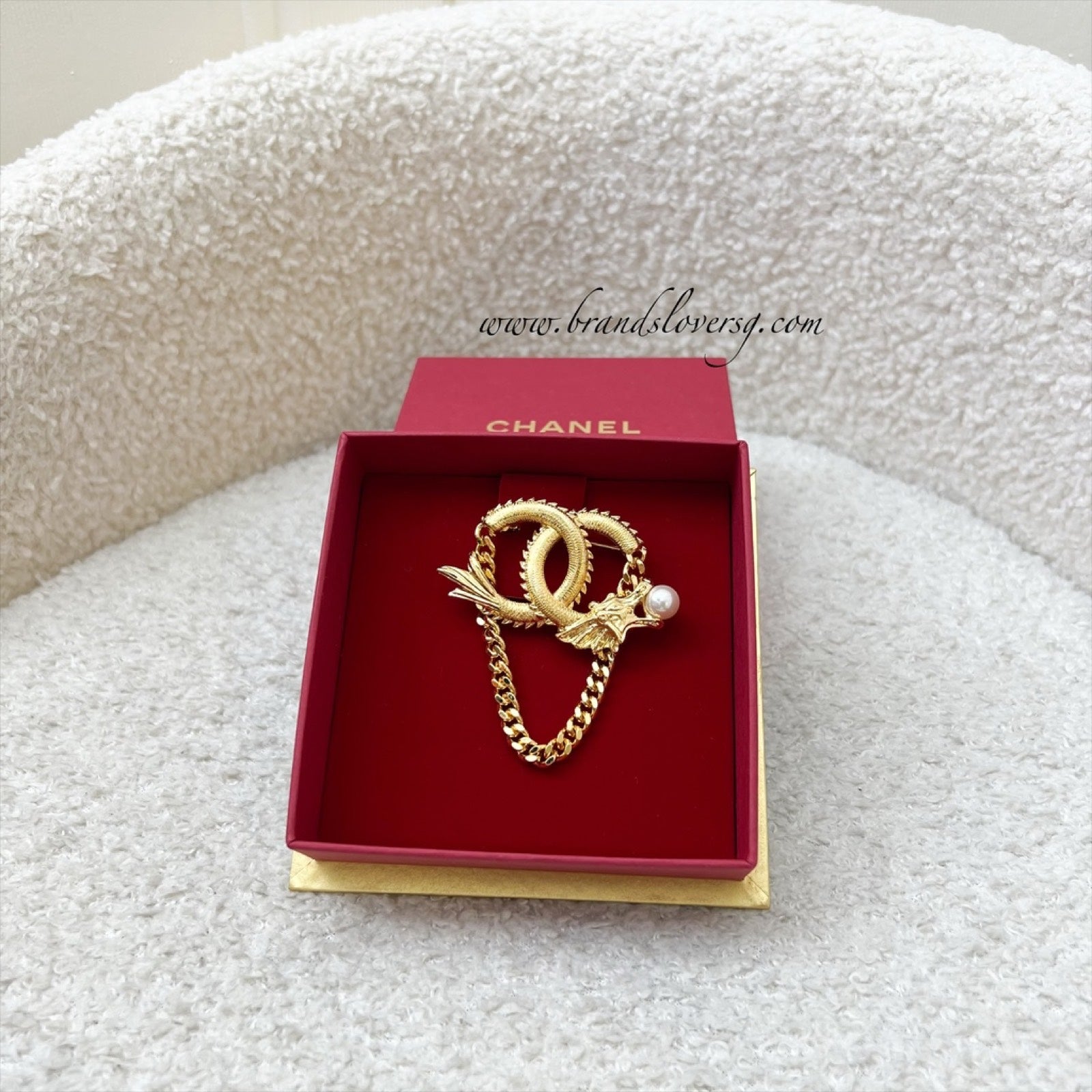 Chanel Chinese New Year Cny Vip Gift Dragon Brooch With Pearl In Ghw